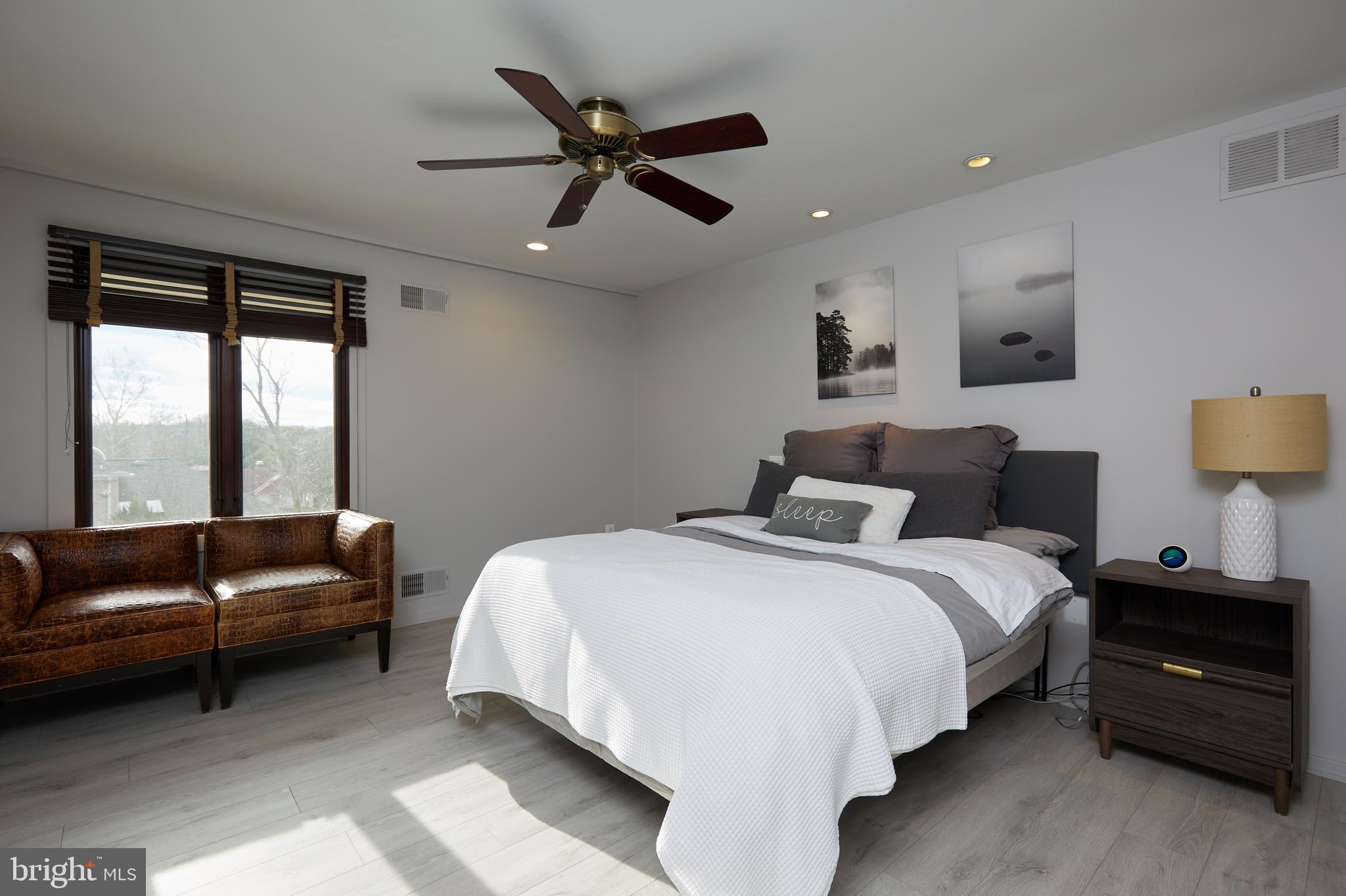 POTOMAC VILLAGE - Residential