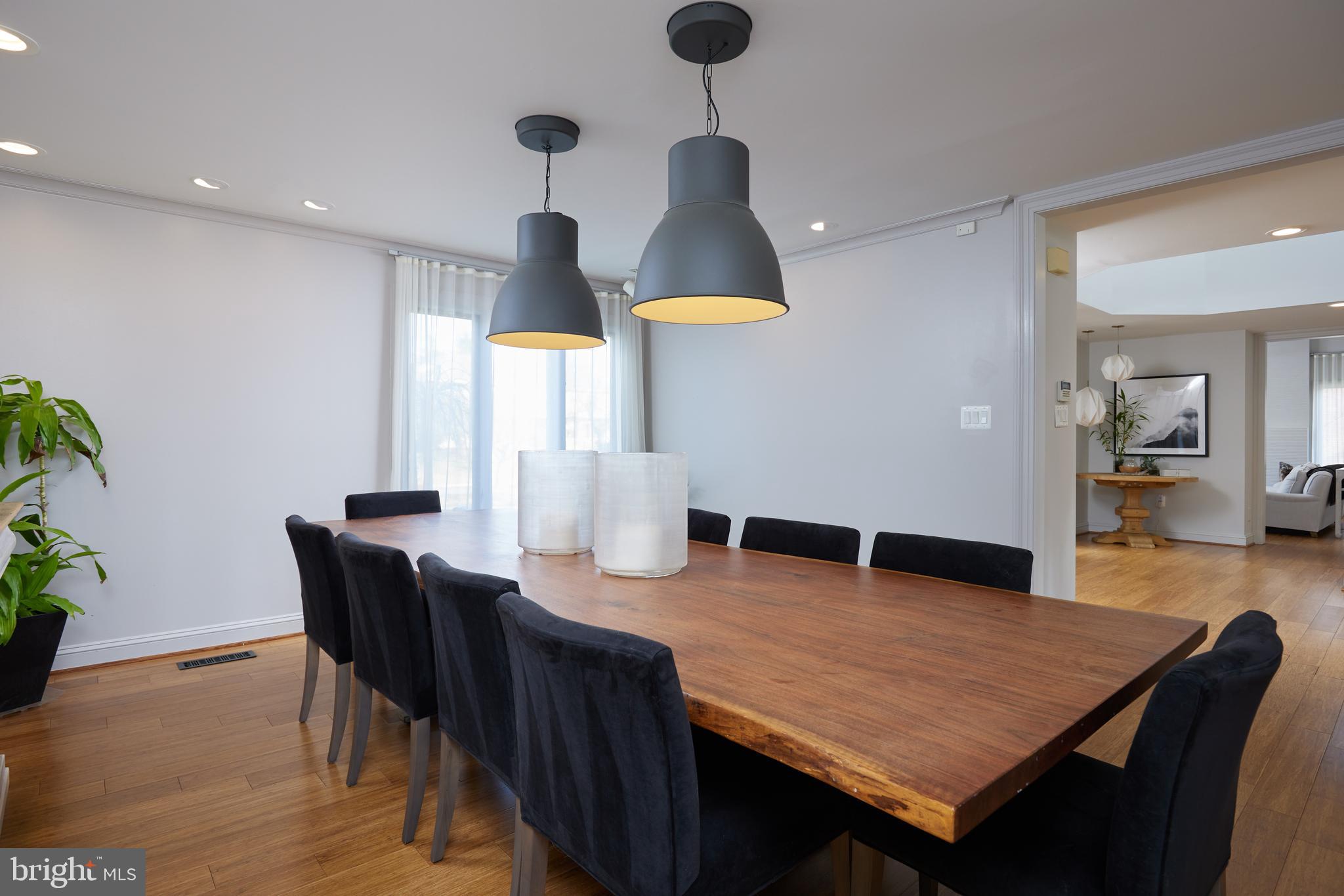 POTOMAC VILLAGE - Residential