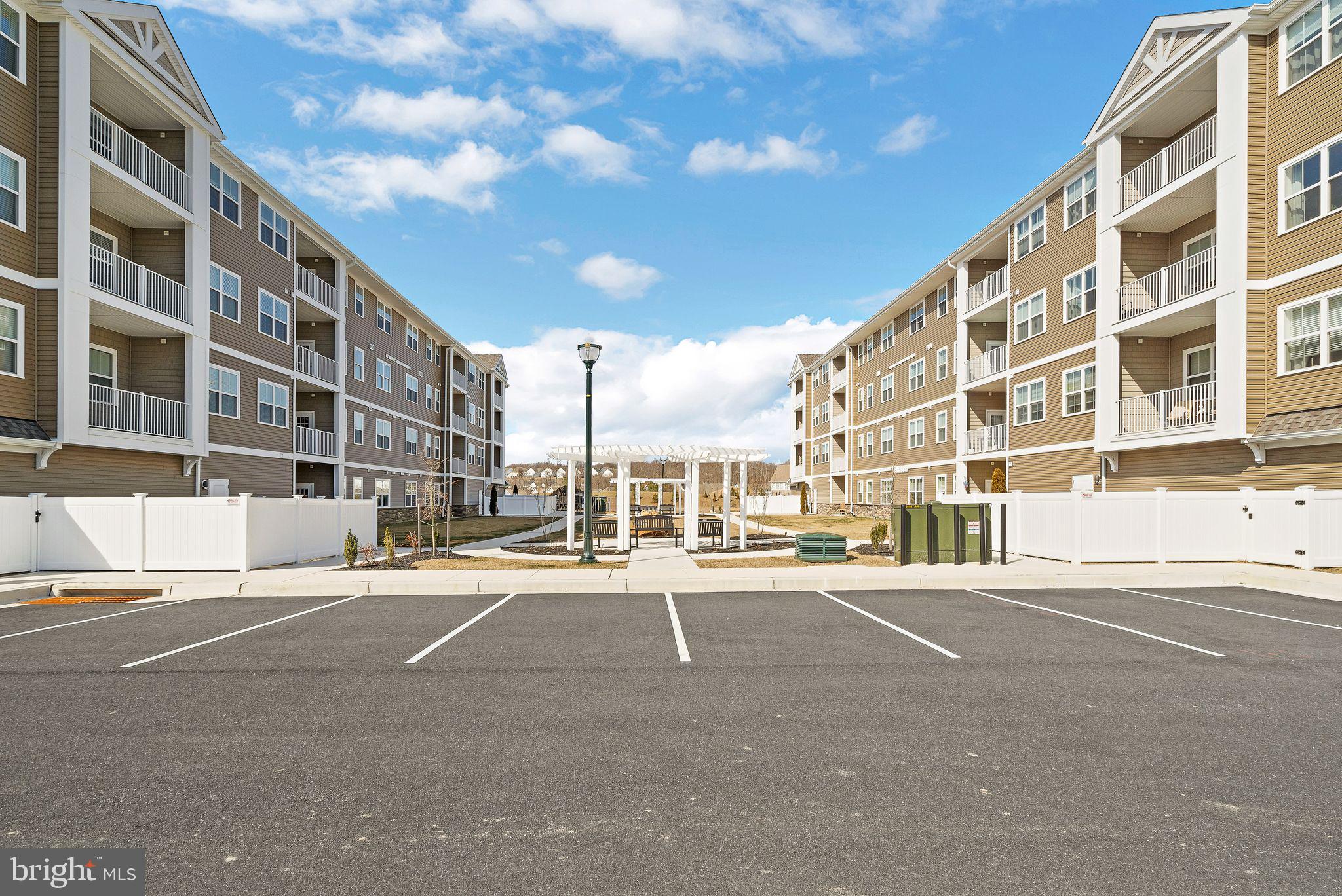 BULLE ROCK - Residential