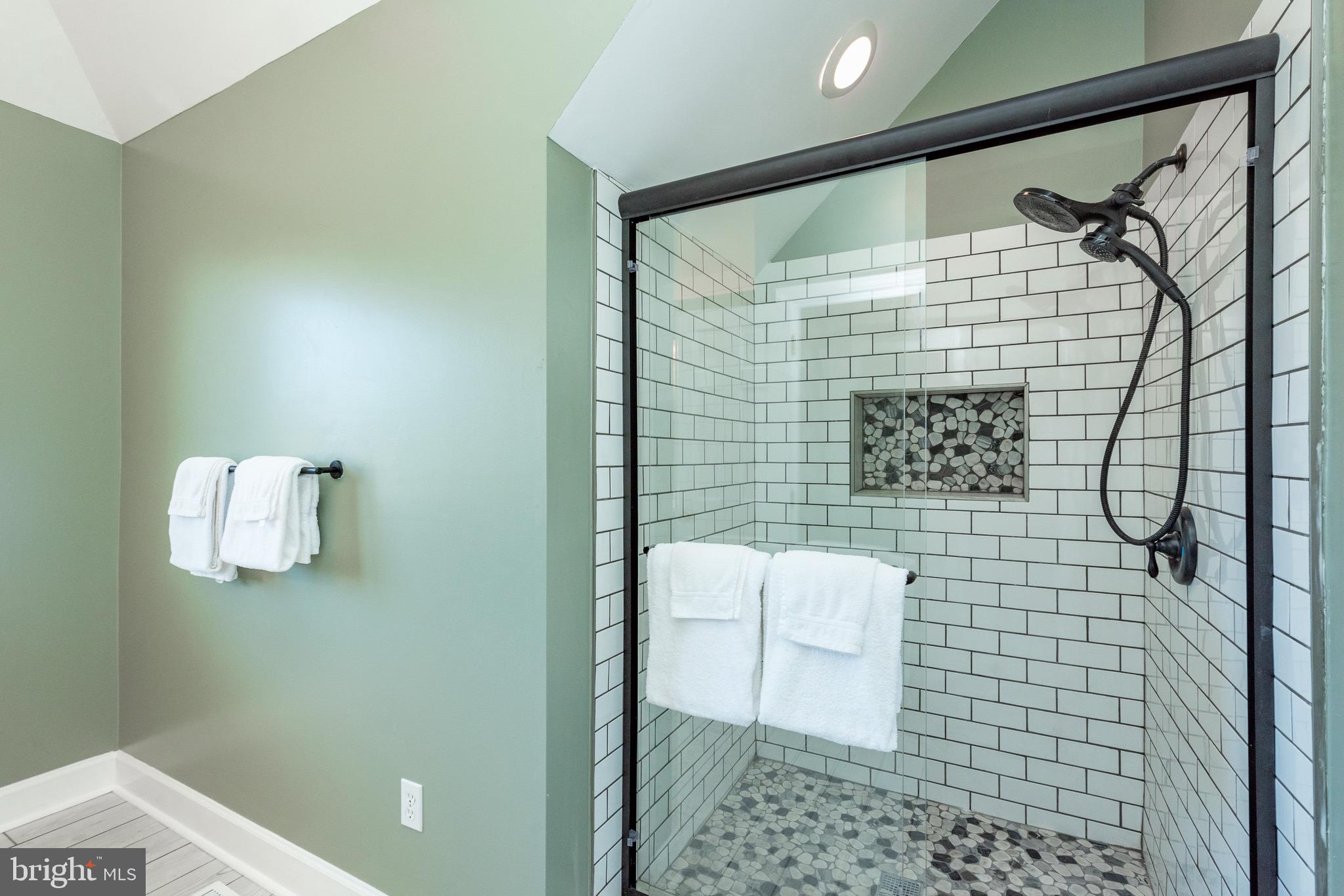 WATERFRONT GREENS - Residential