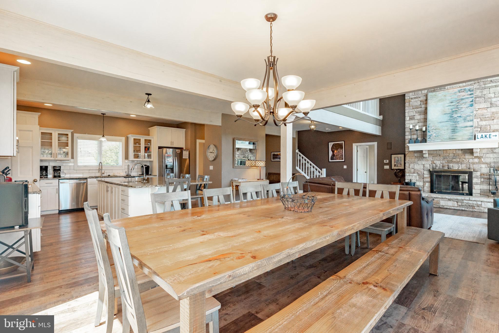 WATERFRONT GREENS - Residential