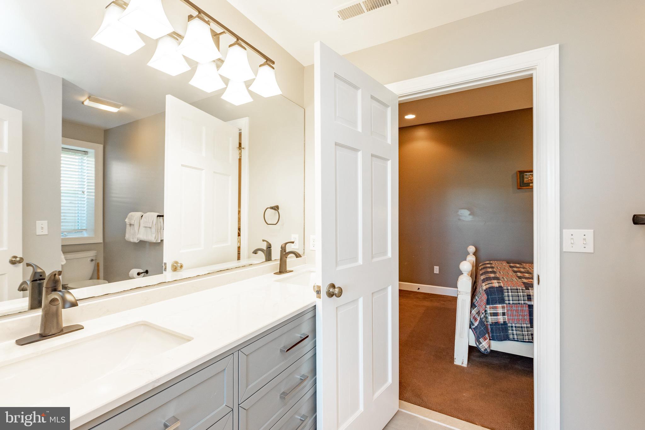 WATERFRONT GREENS - Residential