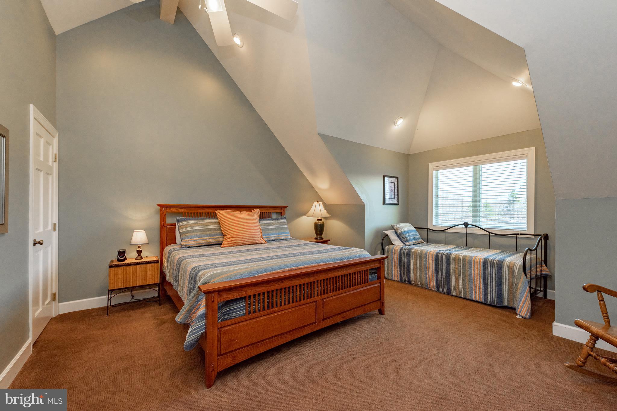 WATERFRONT GREENS - Residential