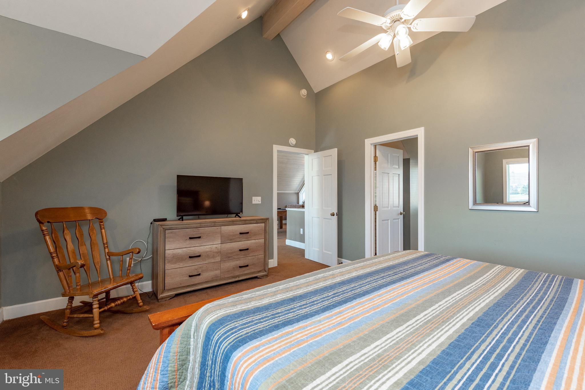 WATERFRONT GREENS - Residential