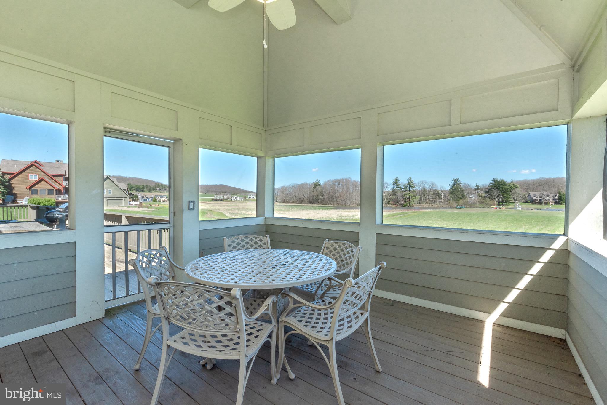 WATERFRONT GREENS - Residential