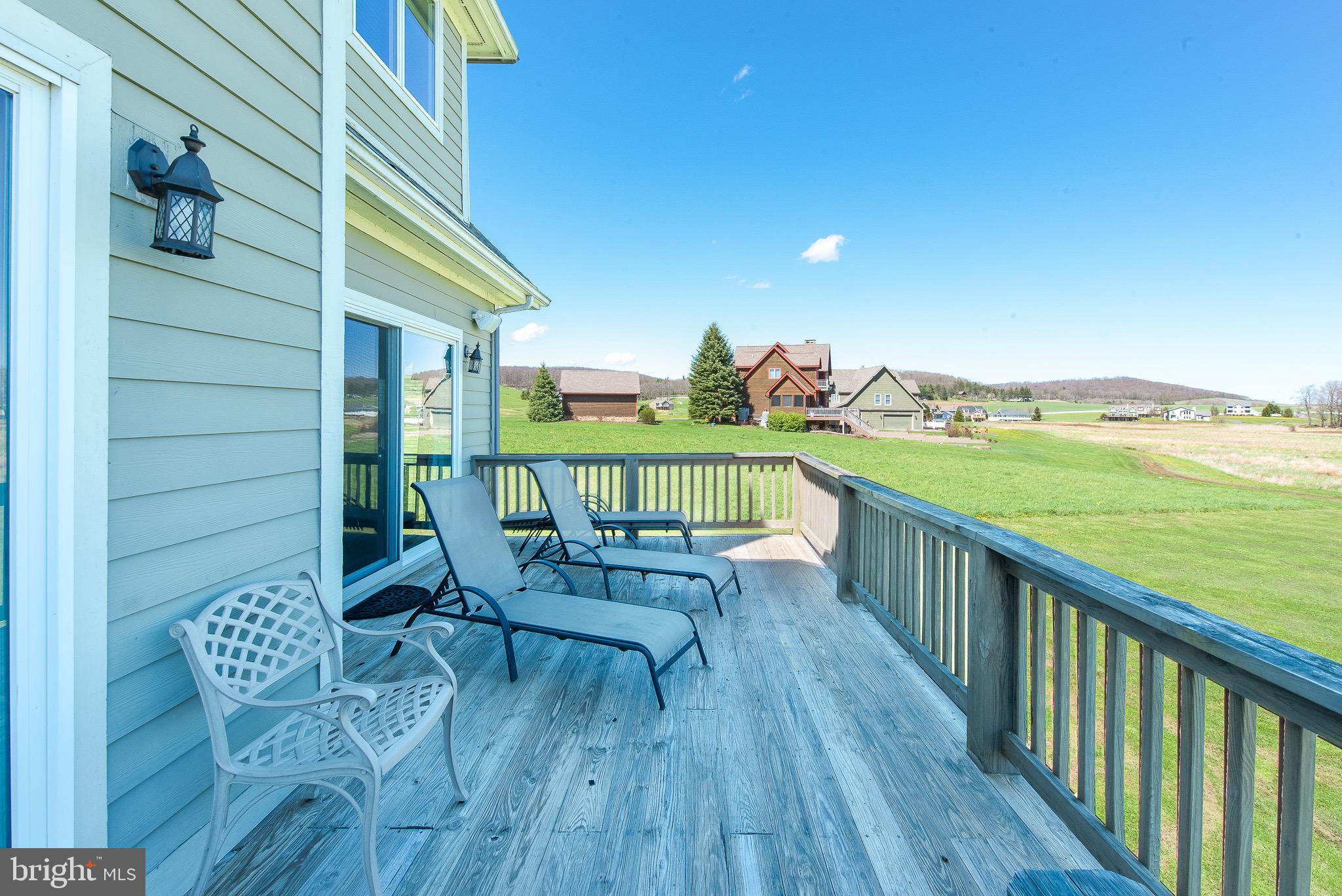 WATERFRONT GREENS - Residential