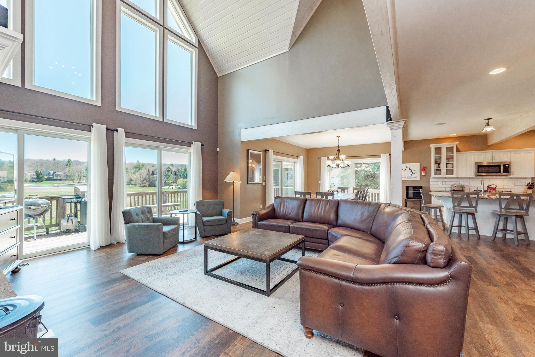 WATERFRONT GREENS - Residential