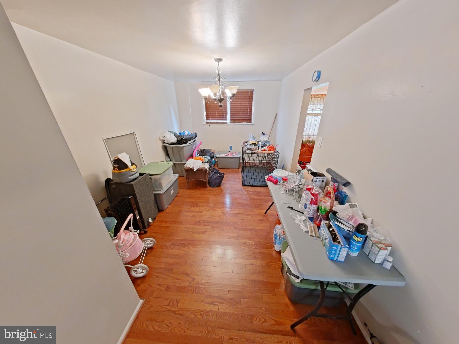 1547 RAINER ROAD