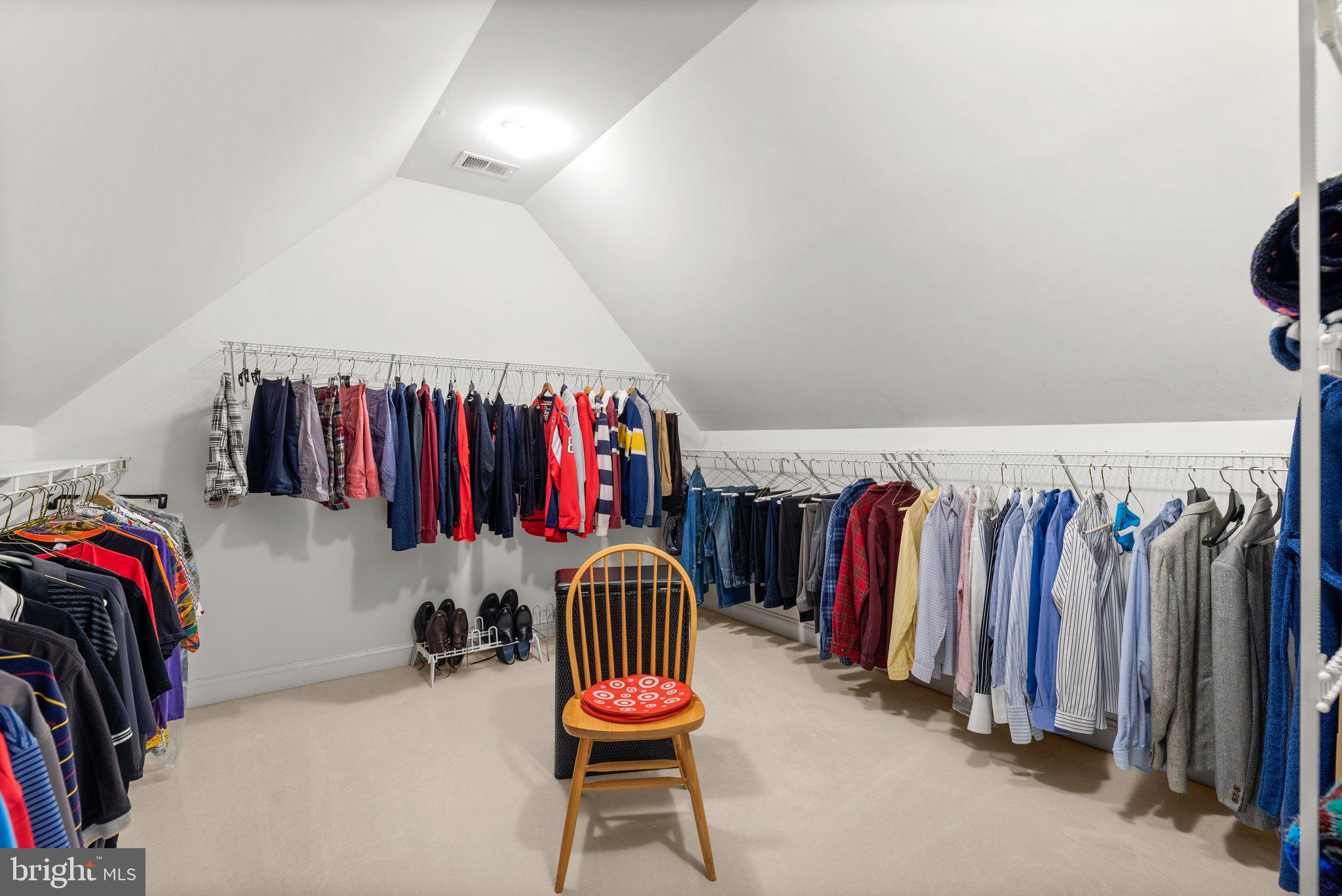 BROOKE MANOR - Residential