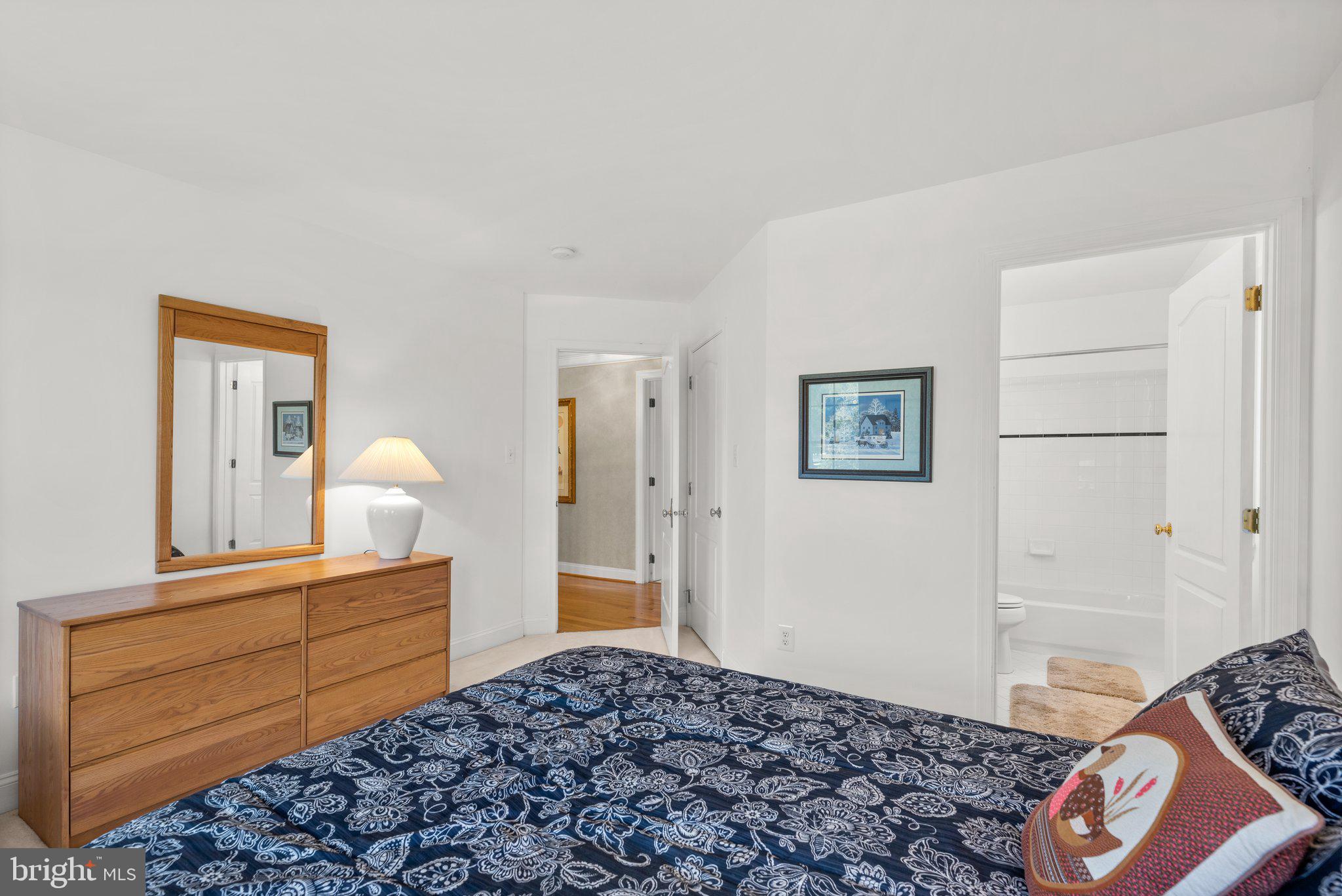 BROOKE MANOR - Residential