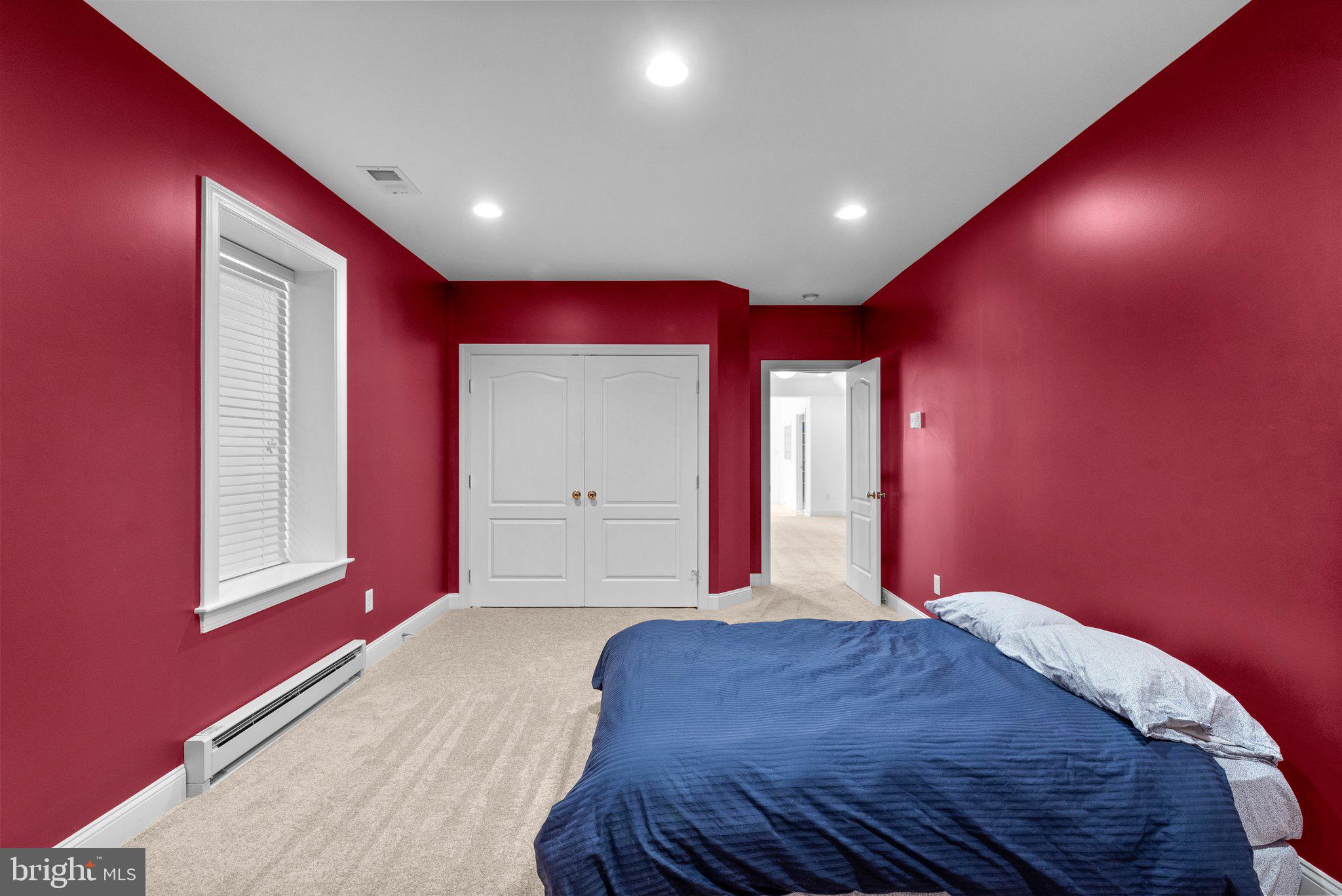 BROOKE MANOR - Residential