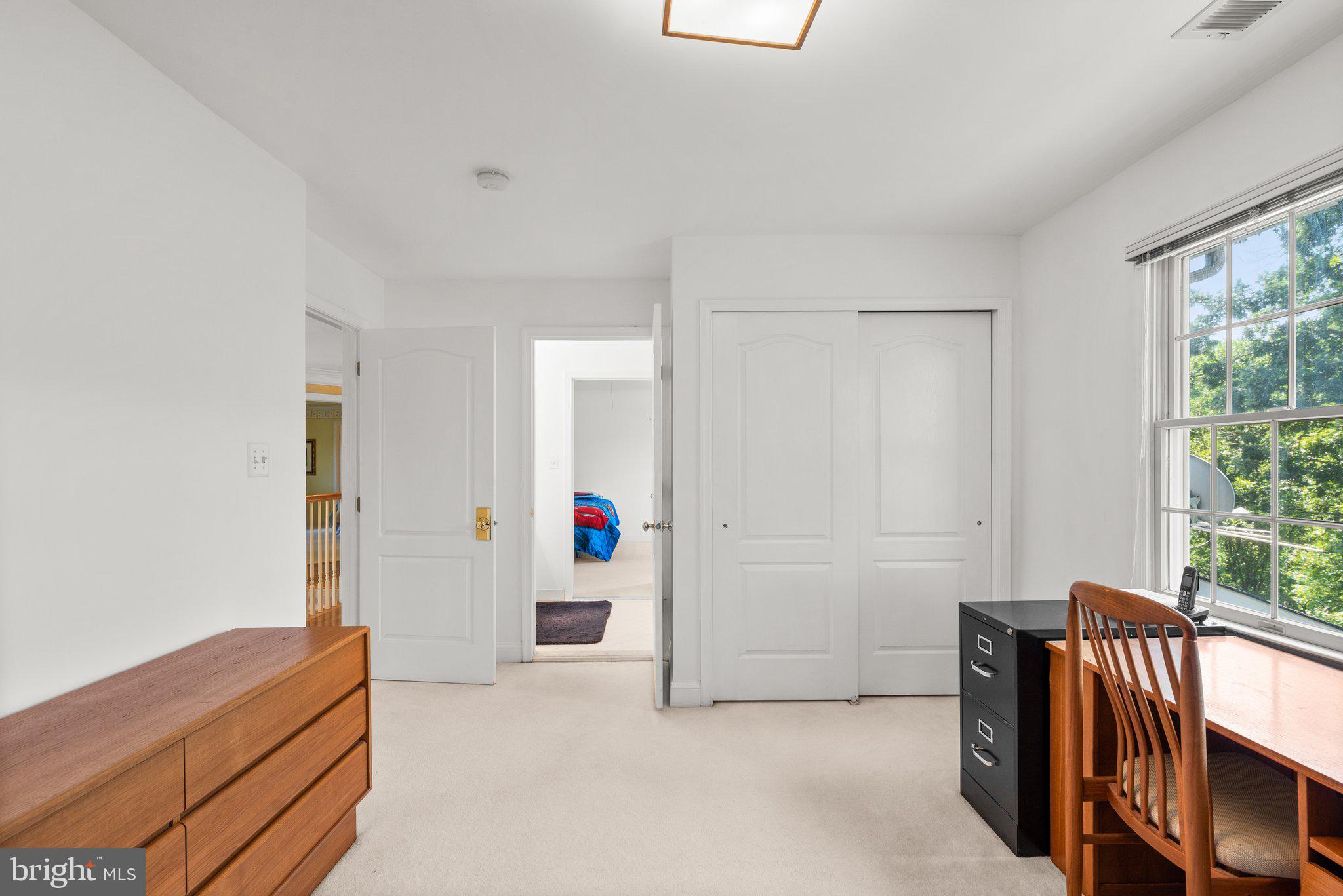 BROOKE MANOR - Residential