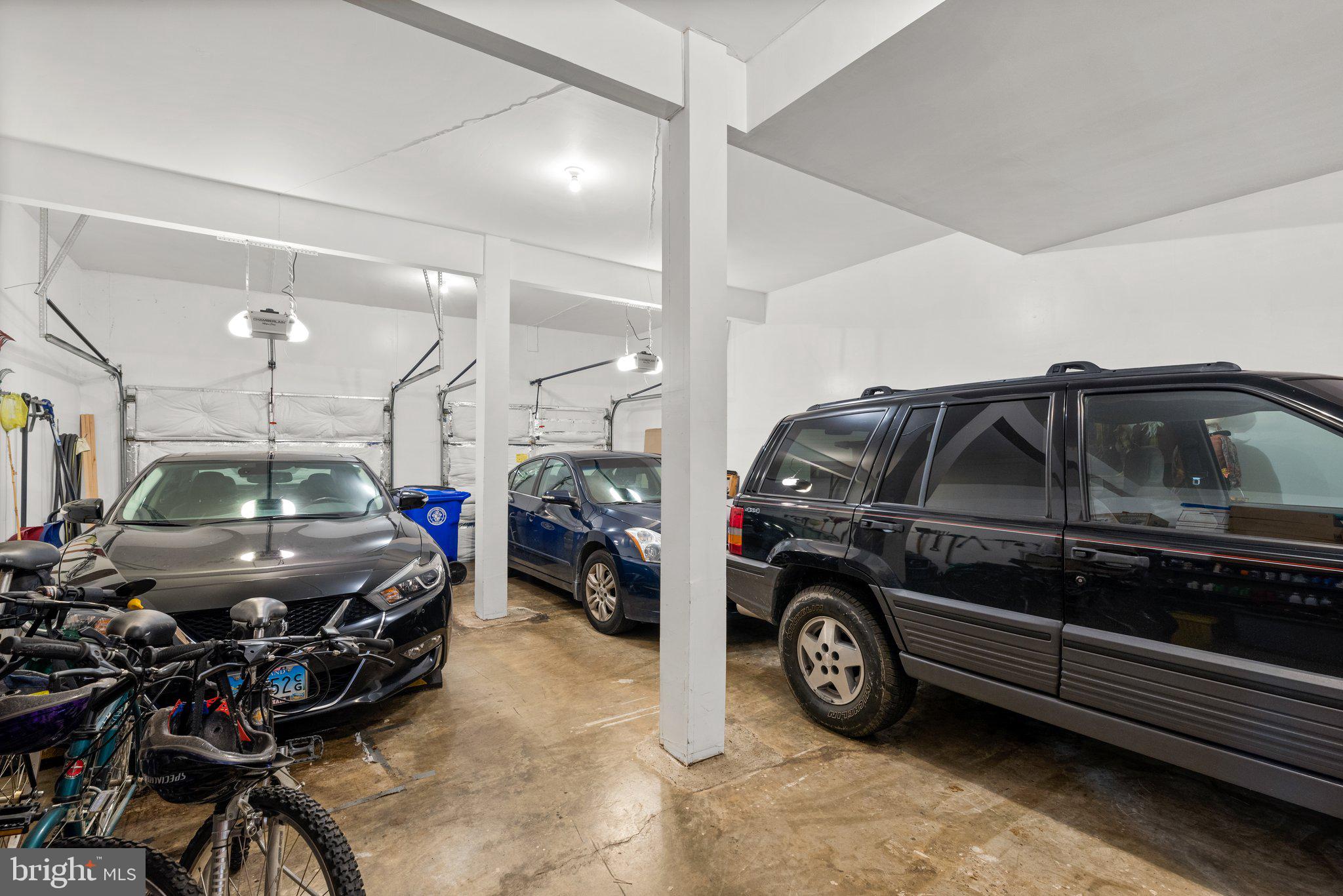 BROOKE MANOR - Residential