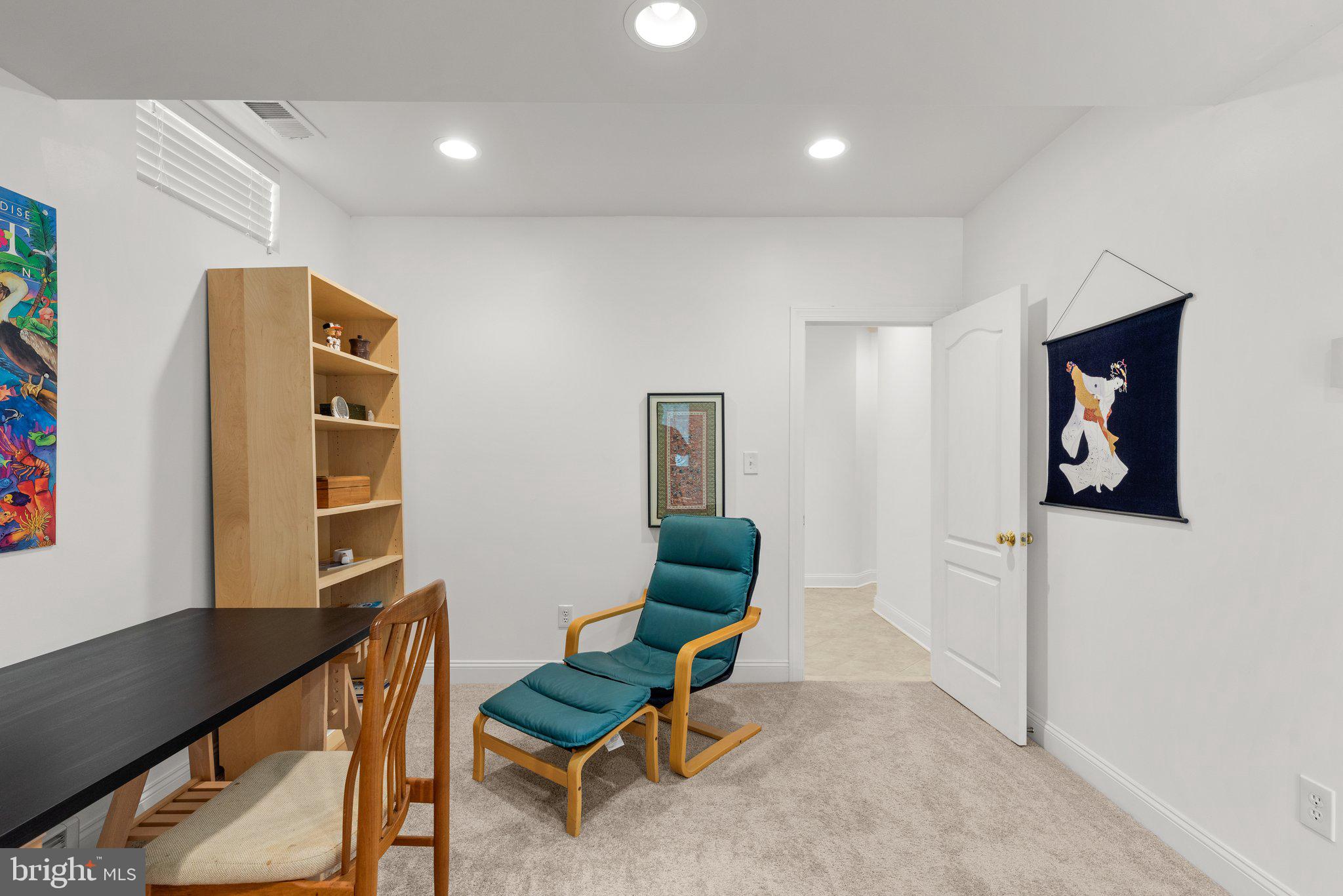 BROOKE MANOR - Residential