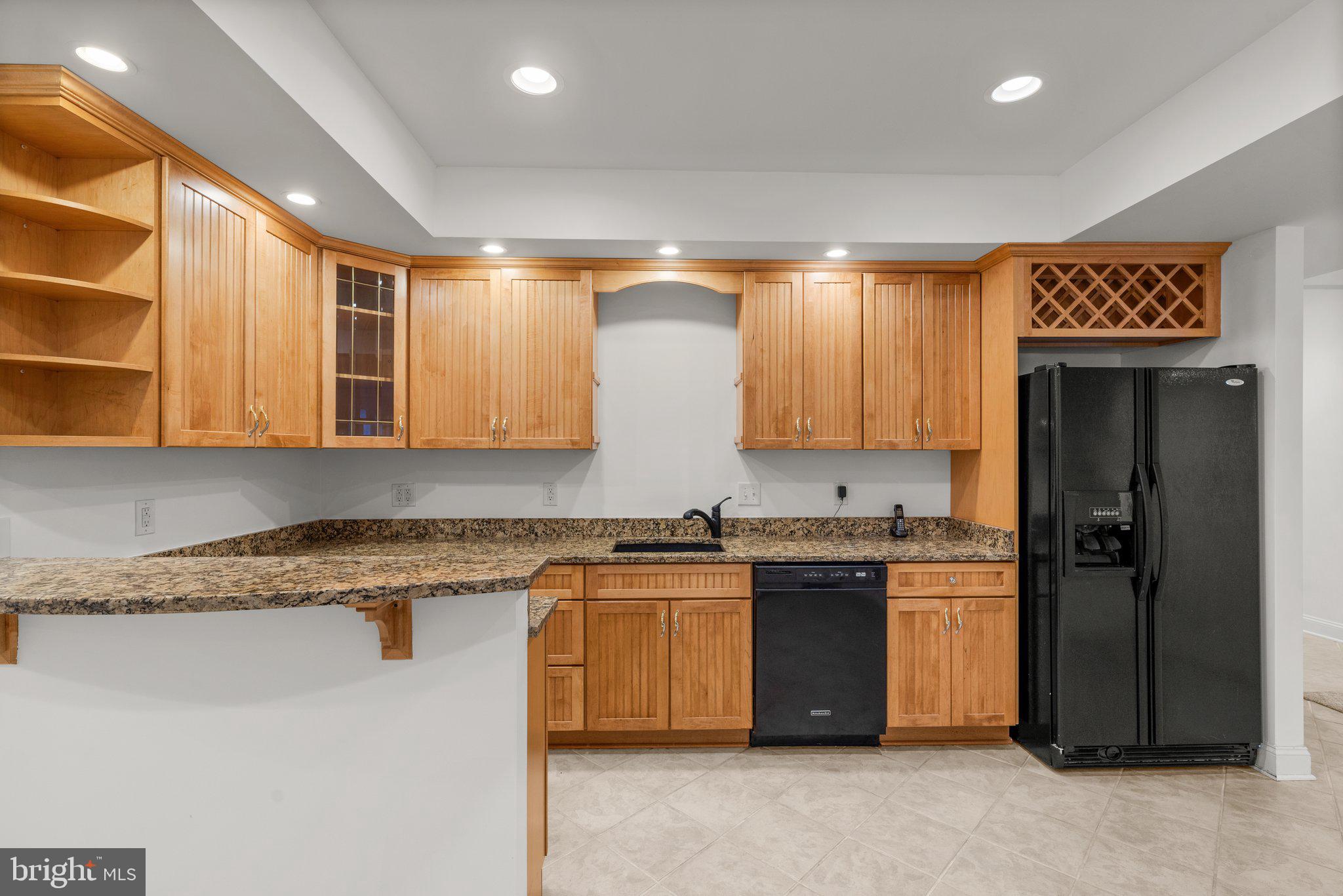 BROOKE MANOR - Residential