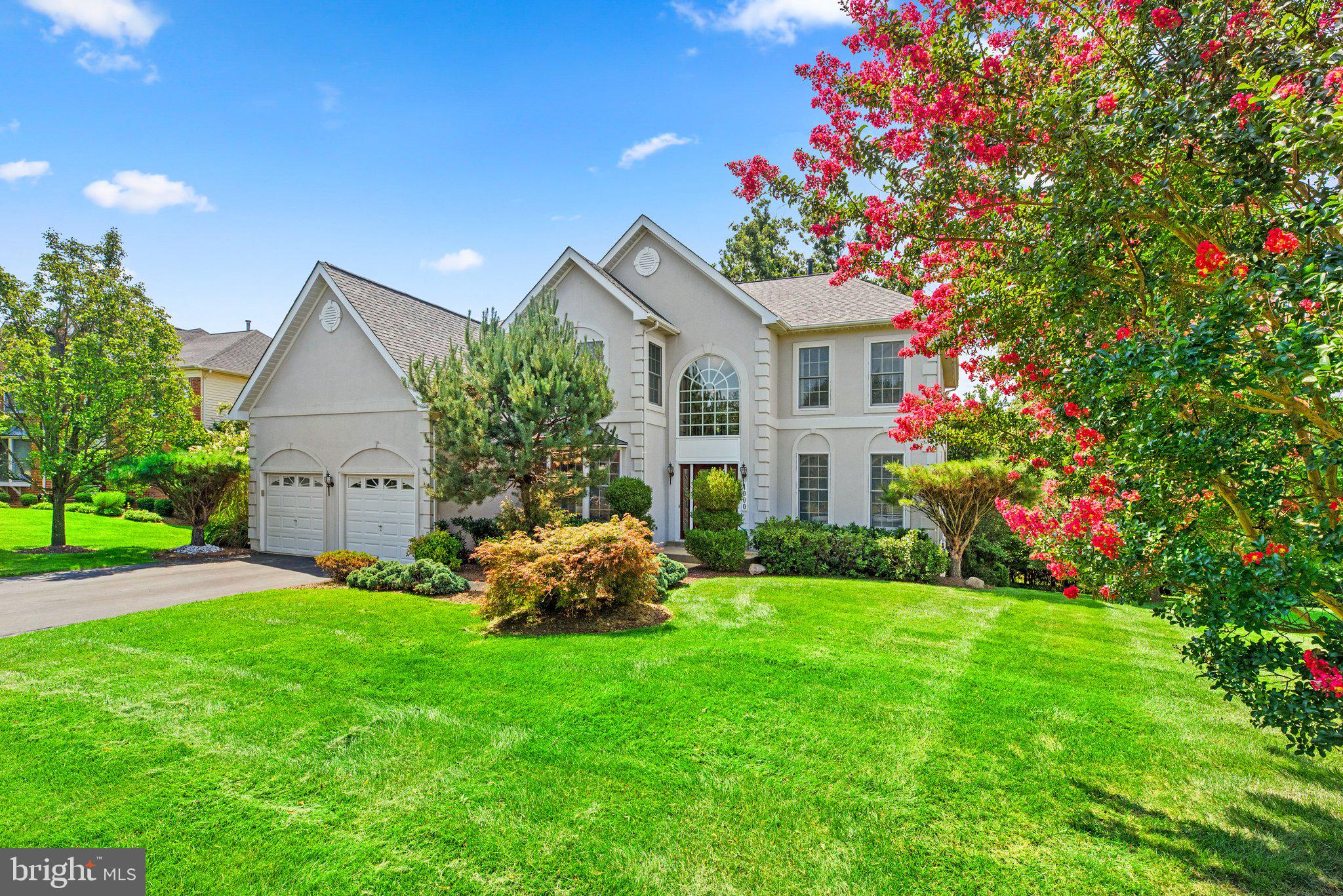 BROOKE MANOR - Residential