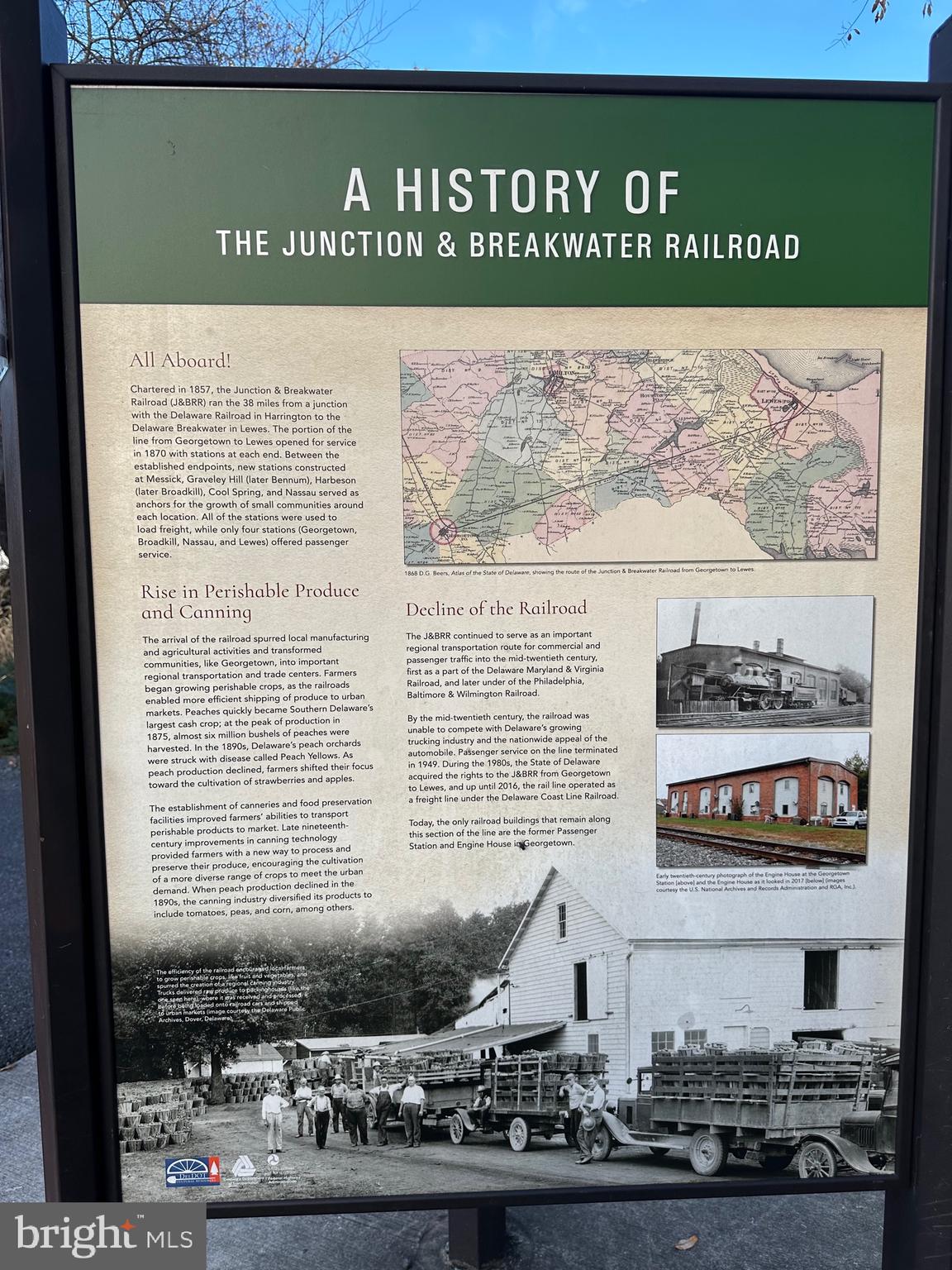 RED MILL FARMS - Residential