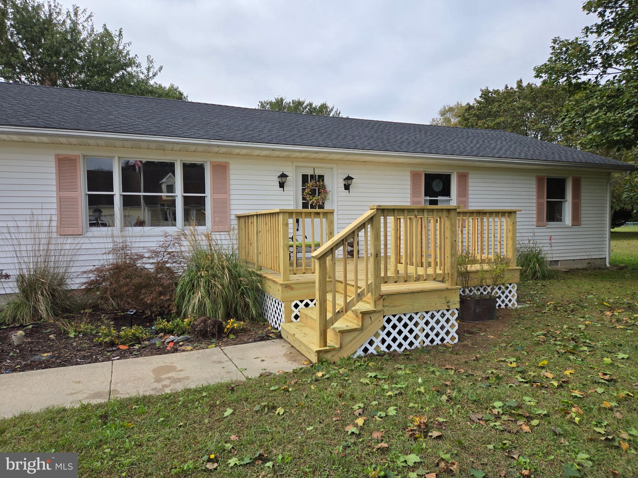 RED MILL FARMS - Residential