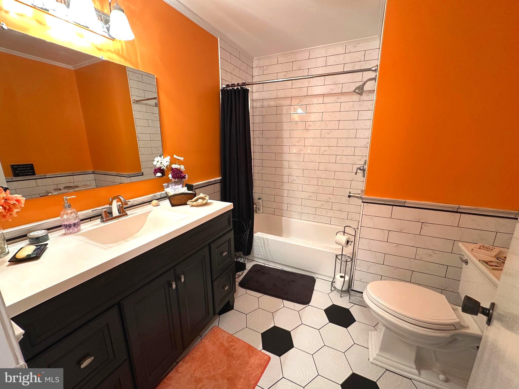 RED MILL FARMS - Residential