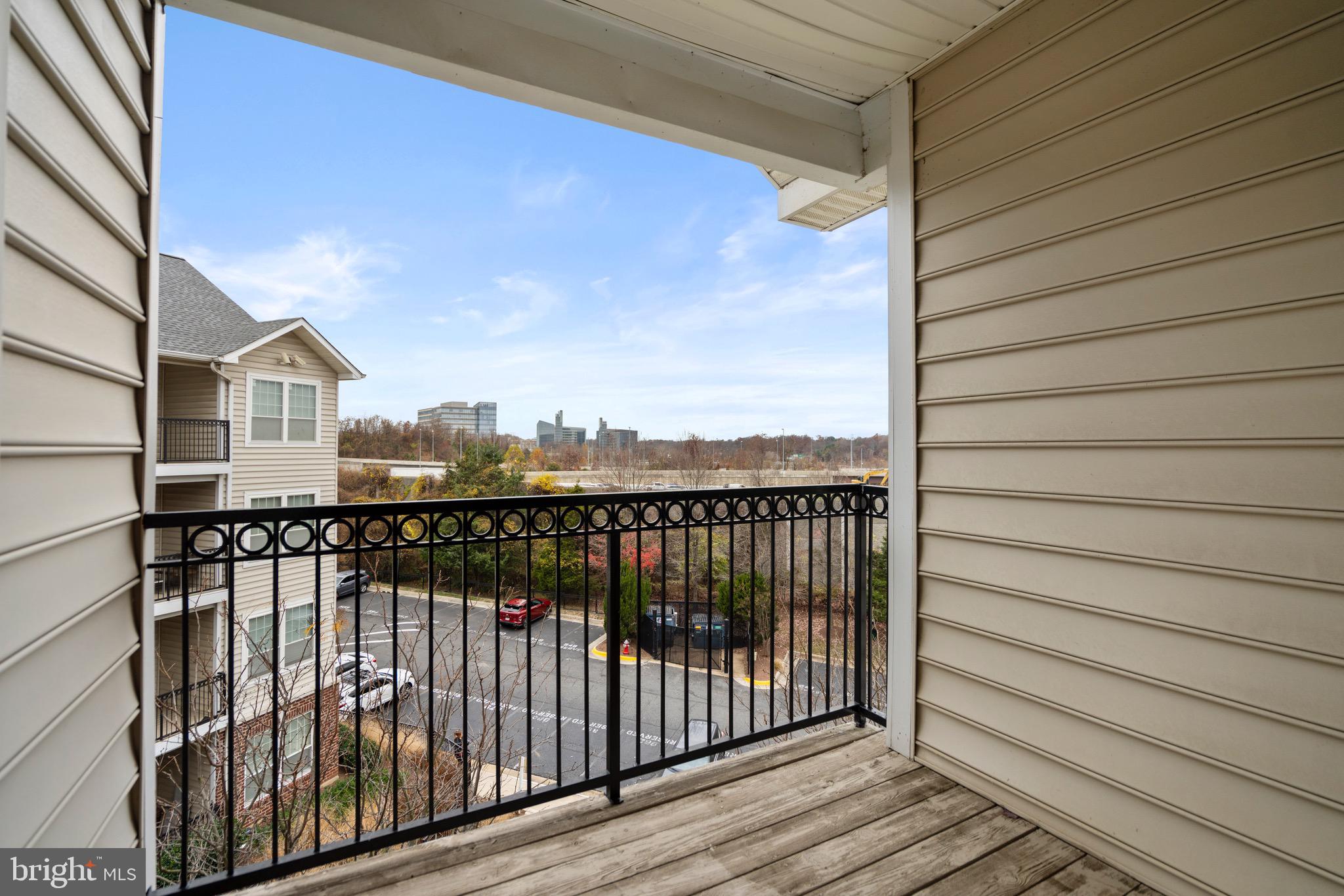 GATES OF MCLEAN - Residential