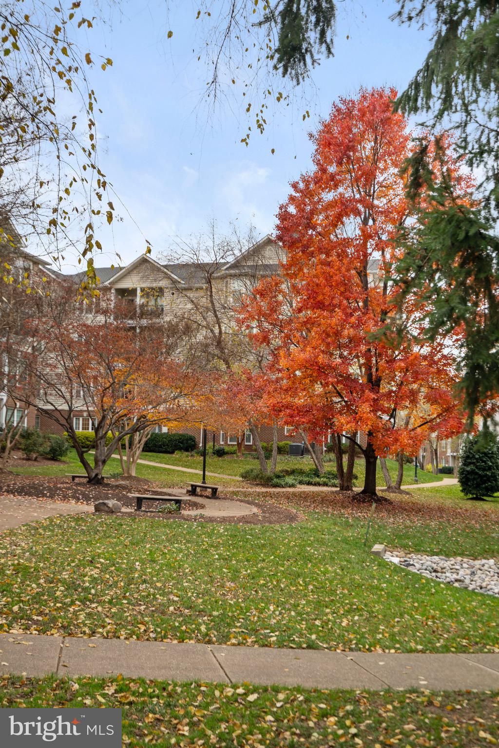 GATES OF MCLEAN - Residential