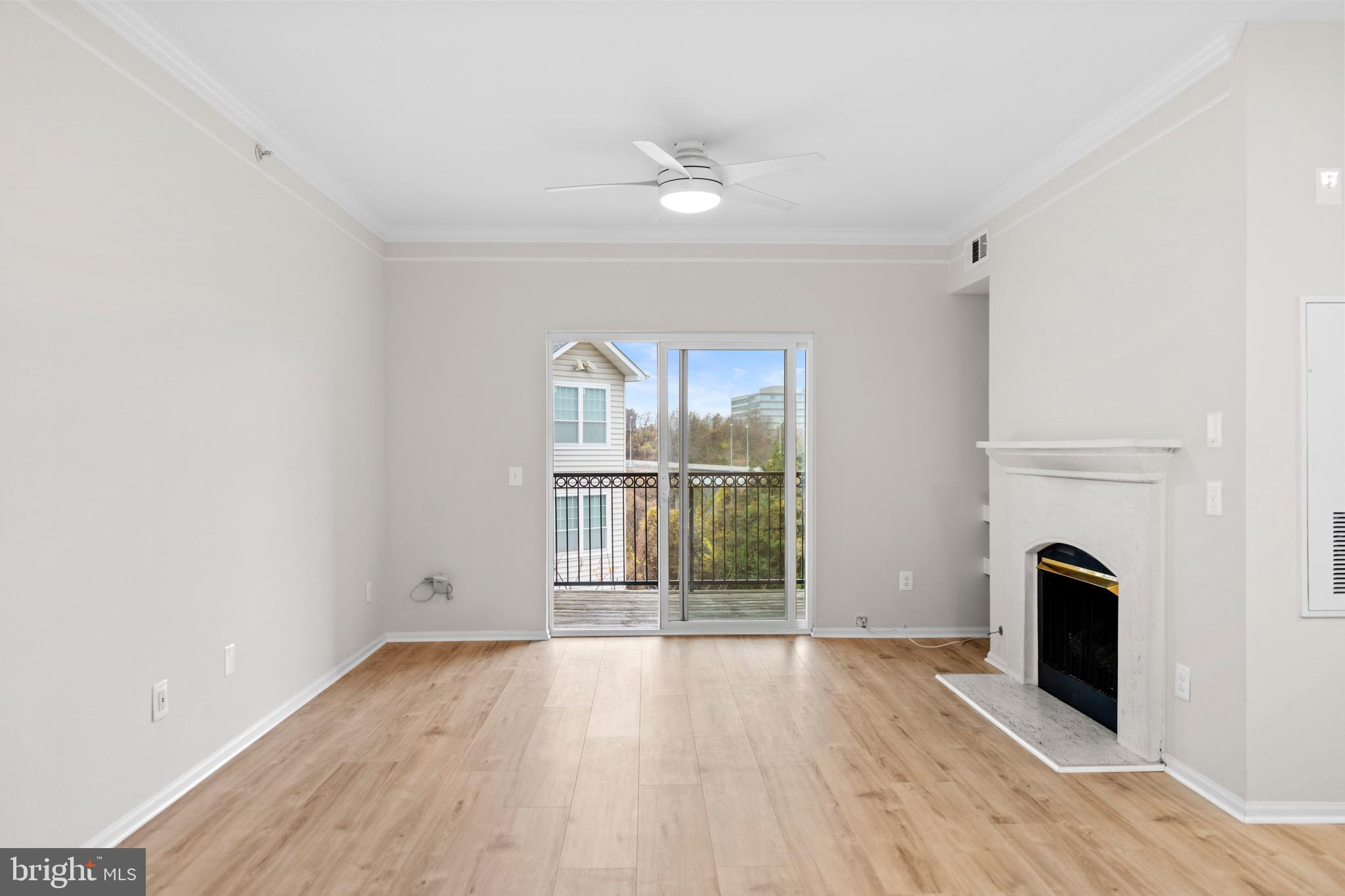 GATES OF MCLEAN - Residential