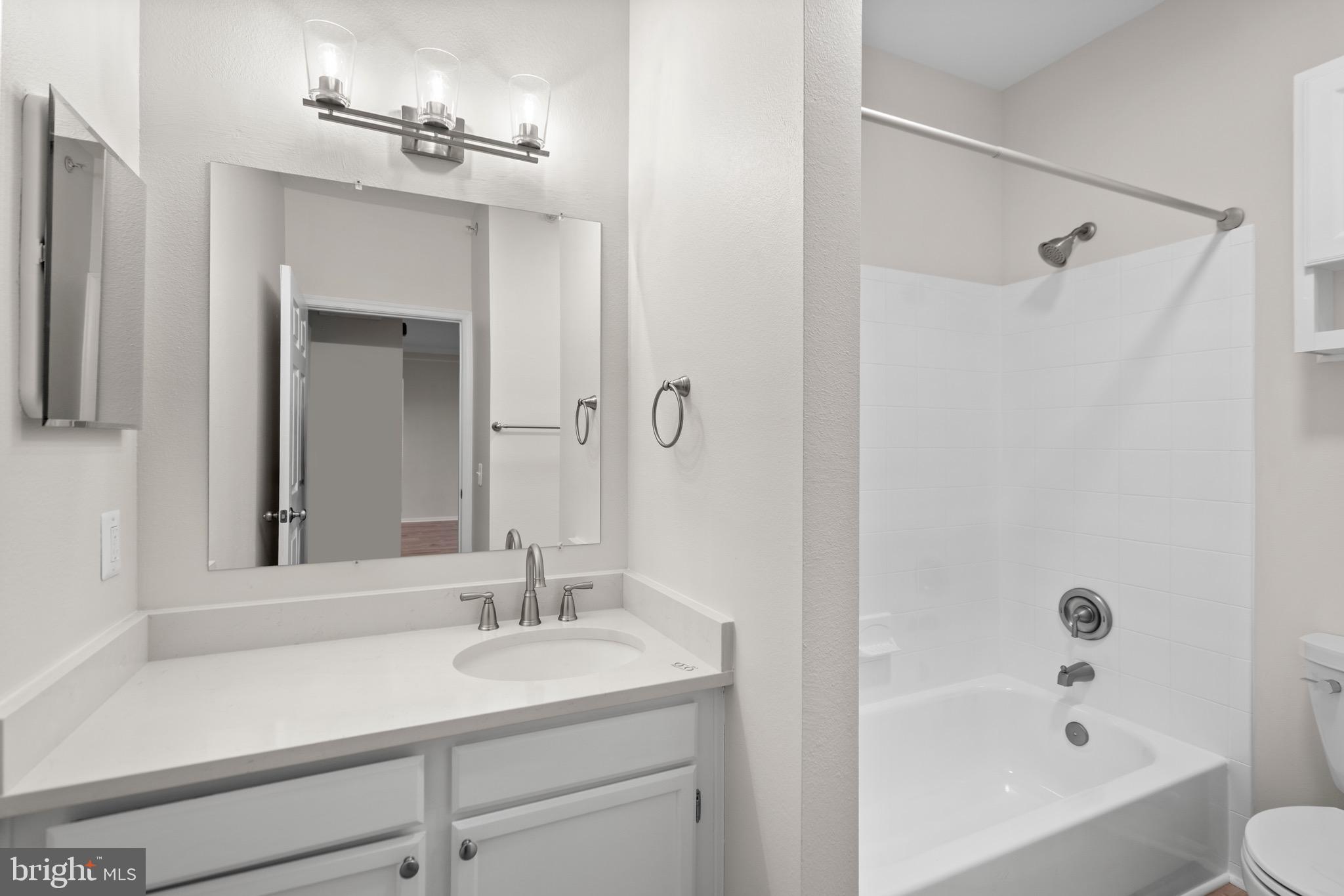 GATES OF MCLEAN - Residential