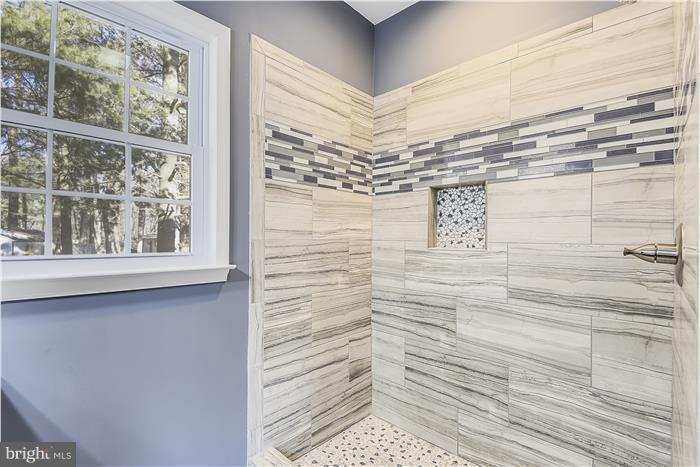 CHESAPEAKE LANDING - Residential