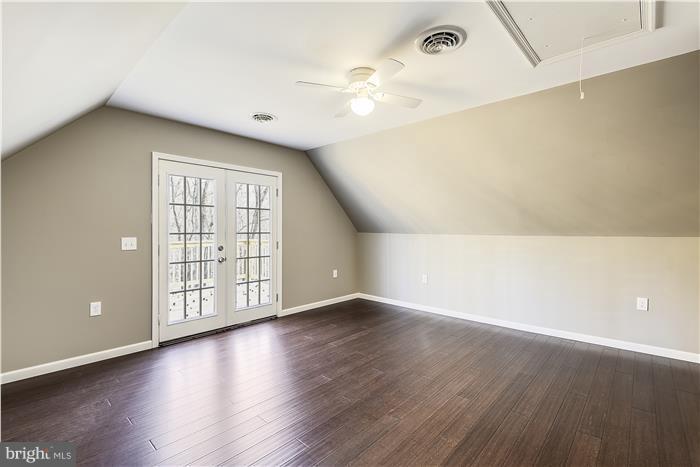 CHESAPEAKE LANDING - Residential