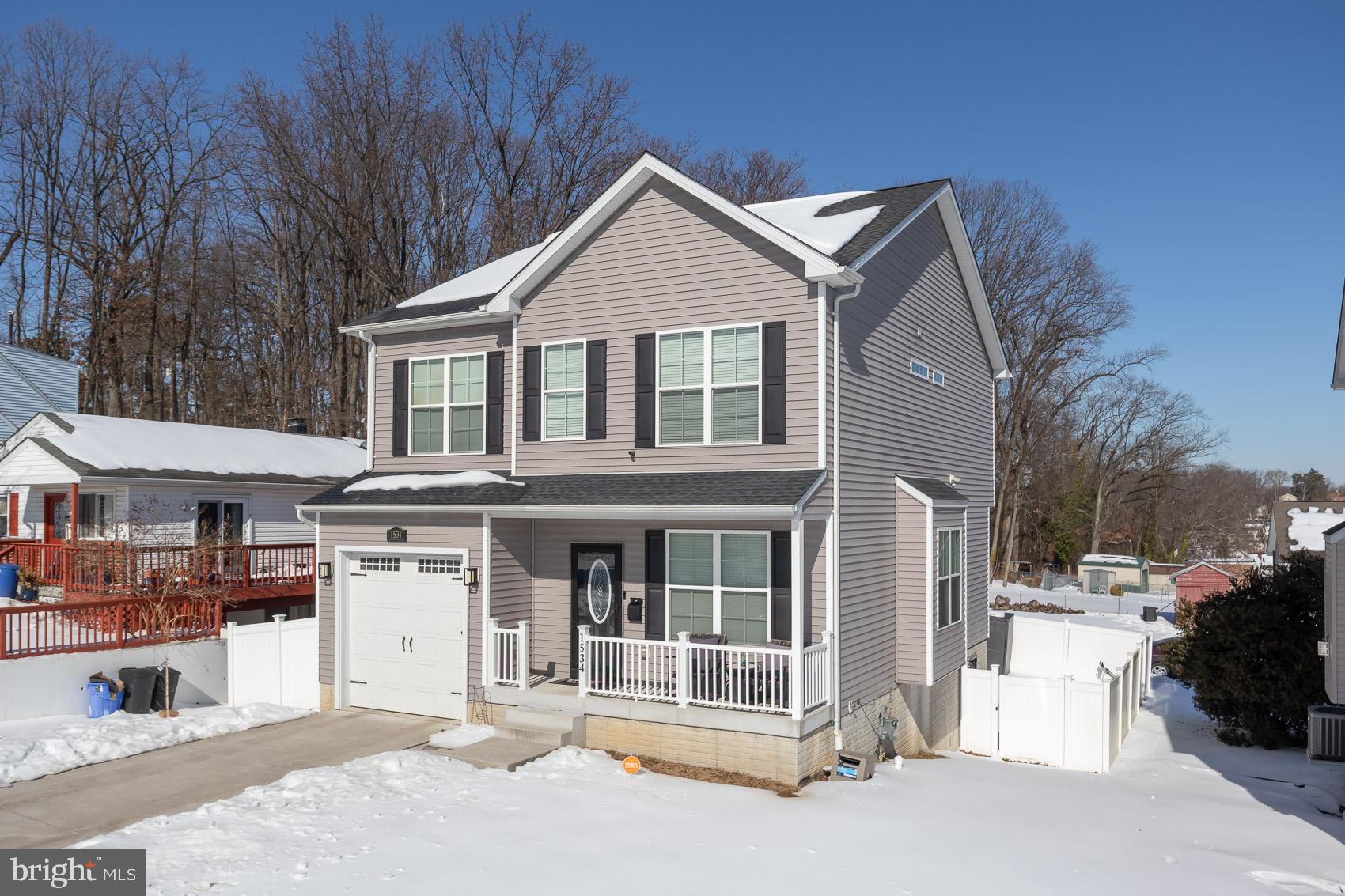 HILLENDALE PARK - Residential