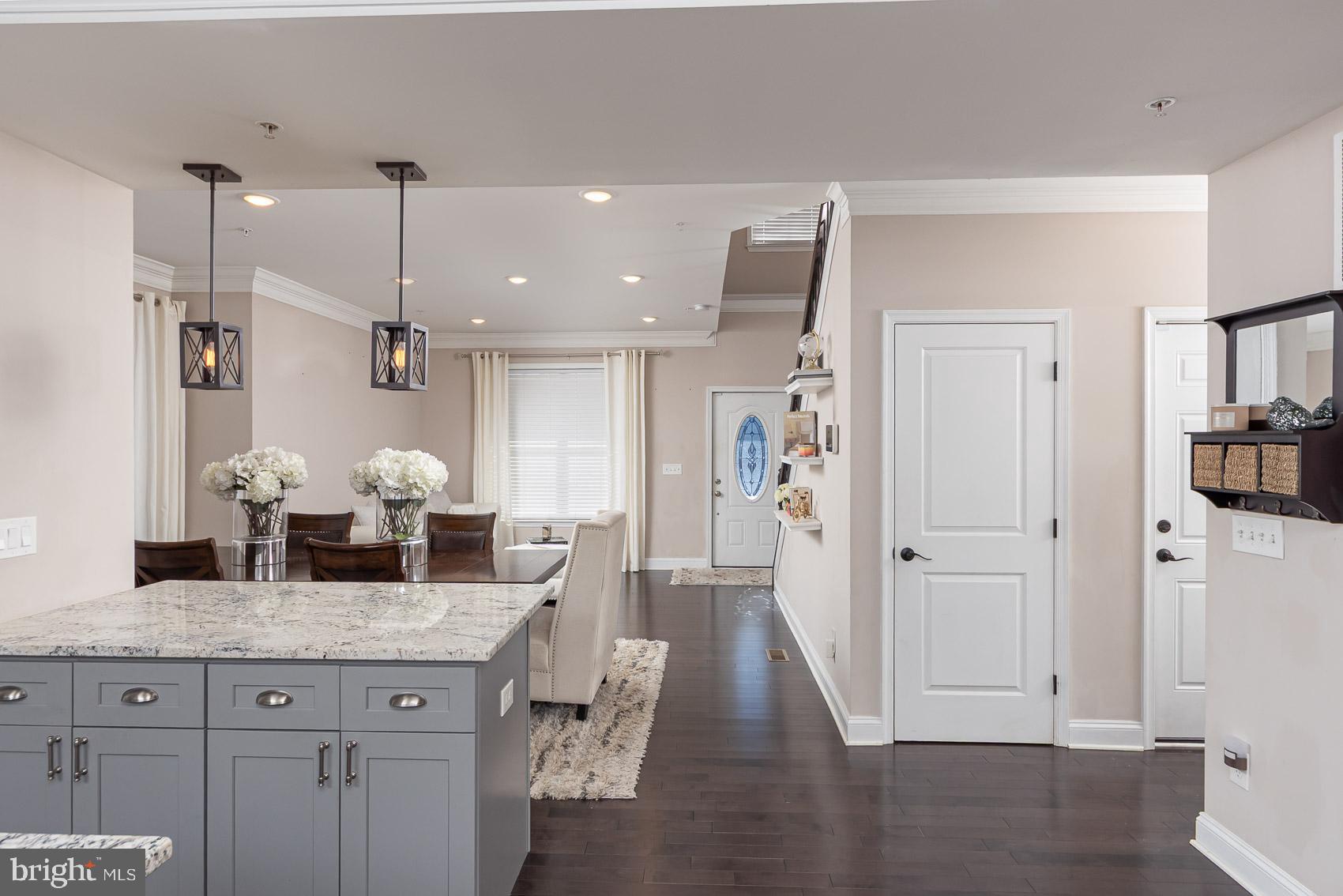 HILLENDALE PARK - Residential