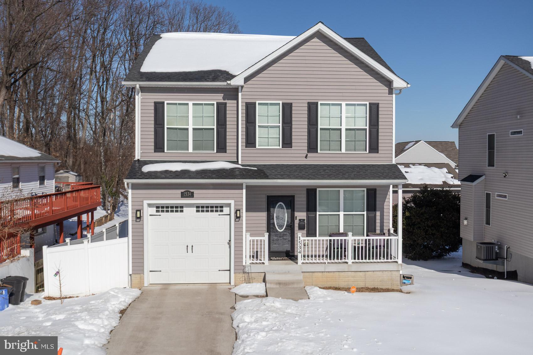 HILLENDALE PARK - Residential