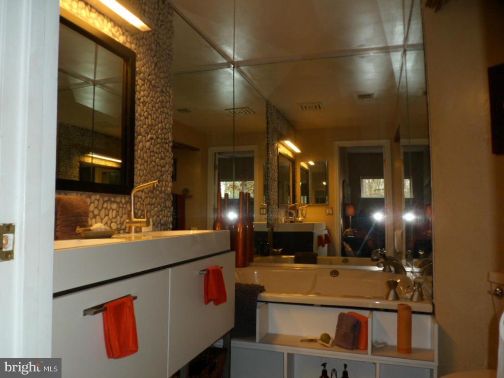 SOLOMONS LANDING - Residential Lease