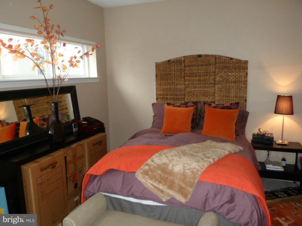 SOLOMONS LANDING - Residential Lease