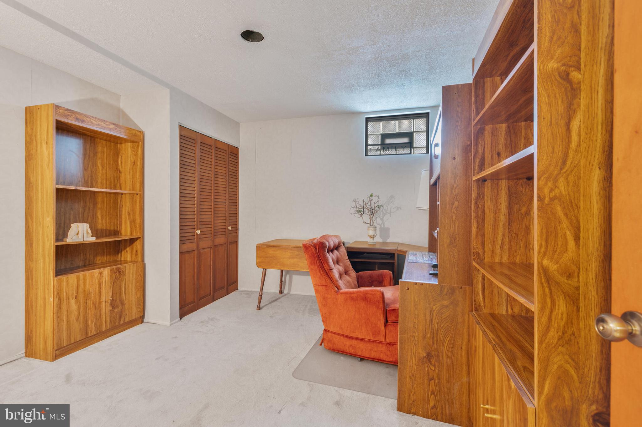 FOXHALL - Residential