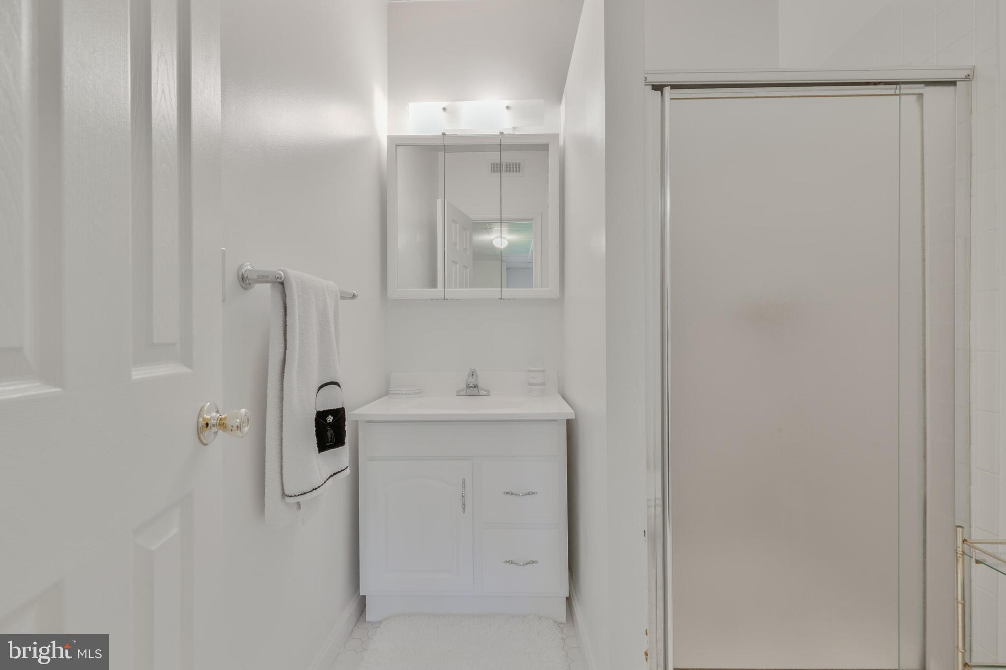 FOXHALL - Residential