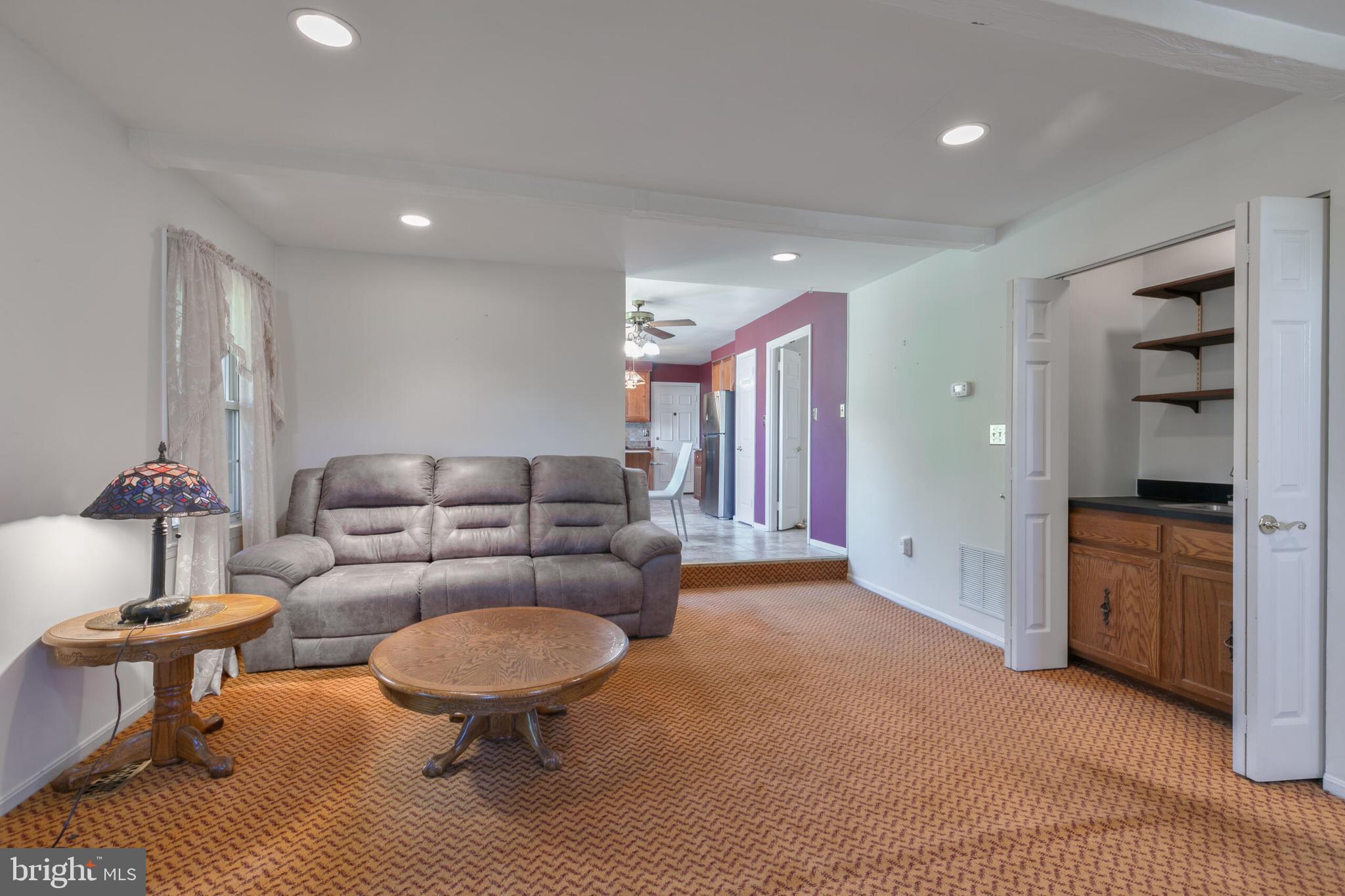 FOXHALL - Residential