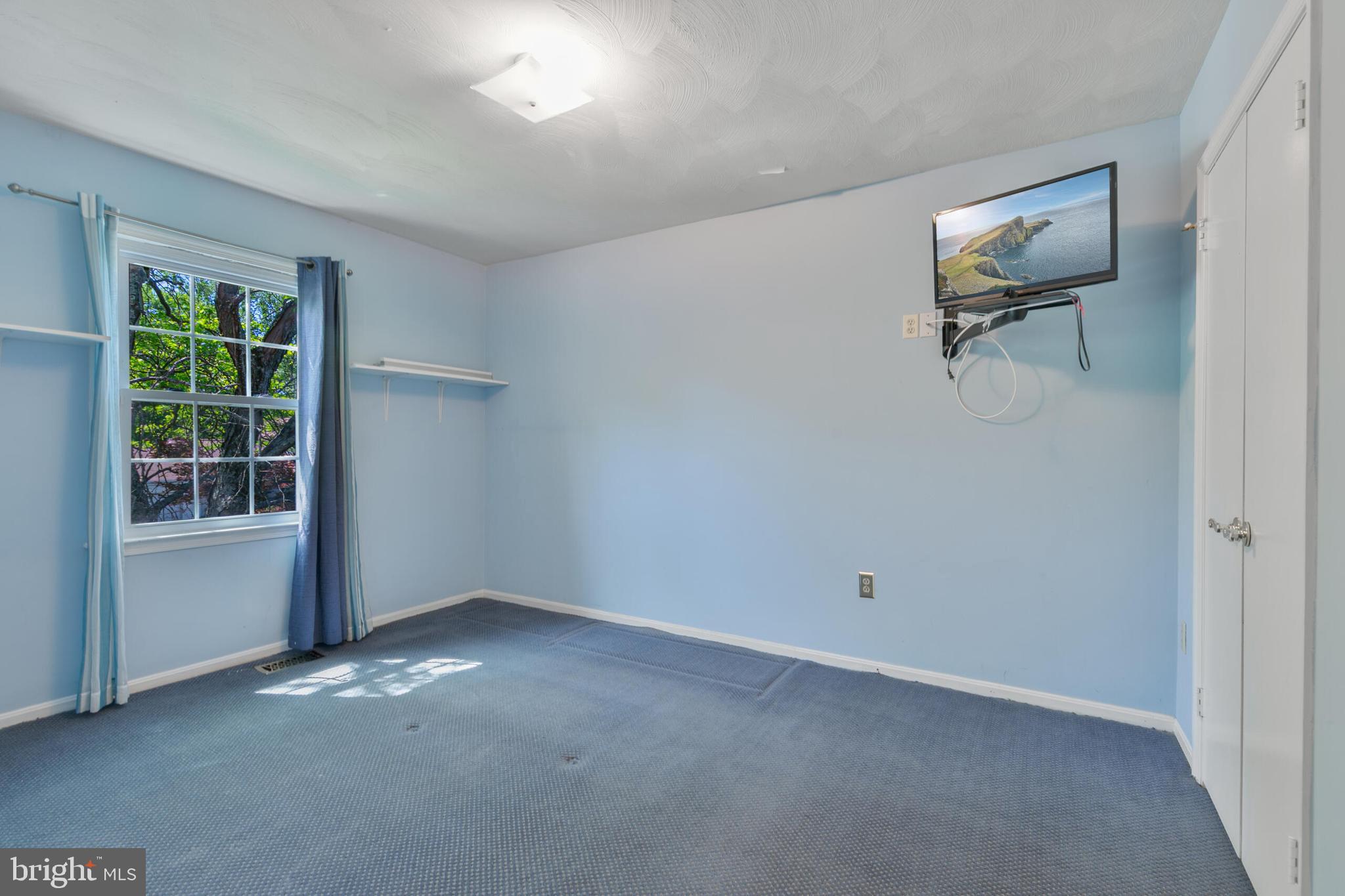 FOXHALL - Residential