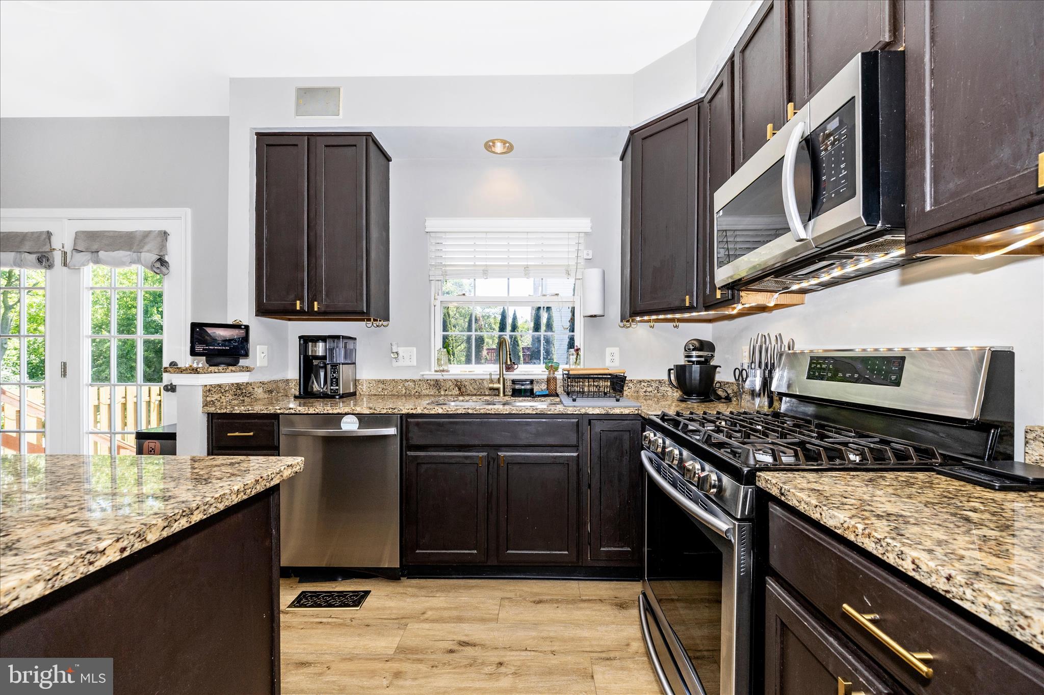 WILLOW BROOK - Residential