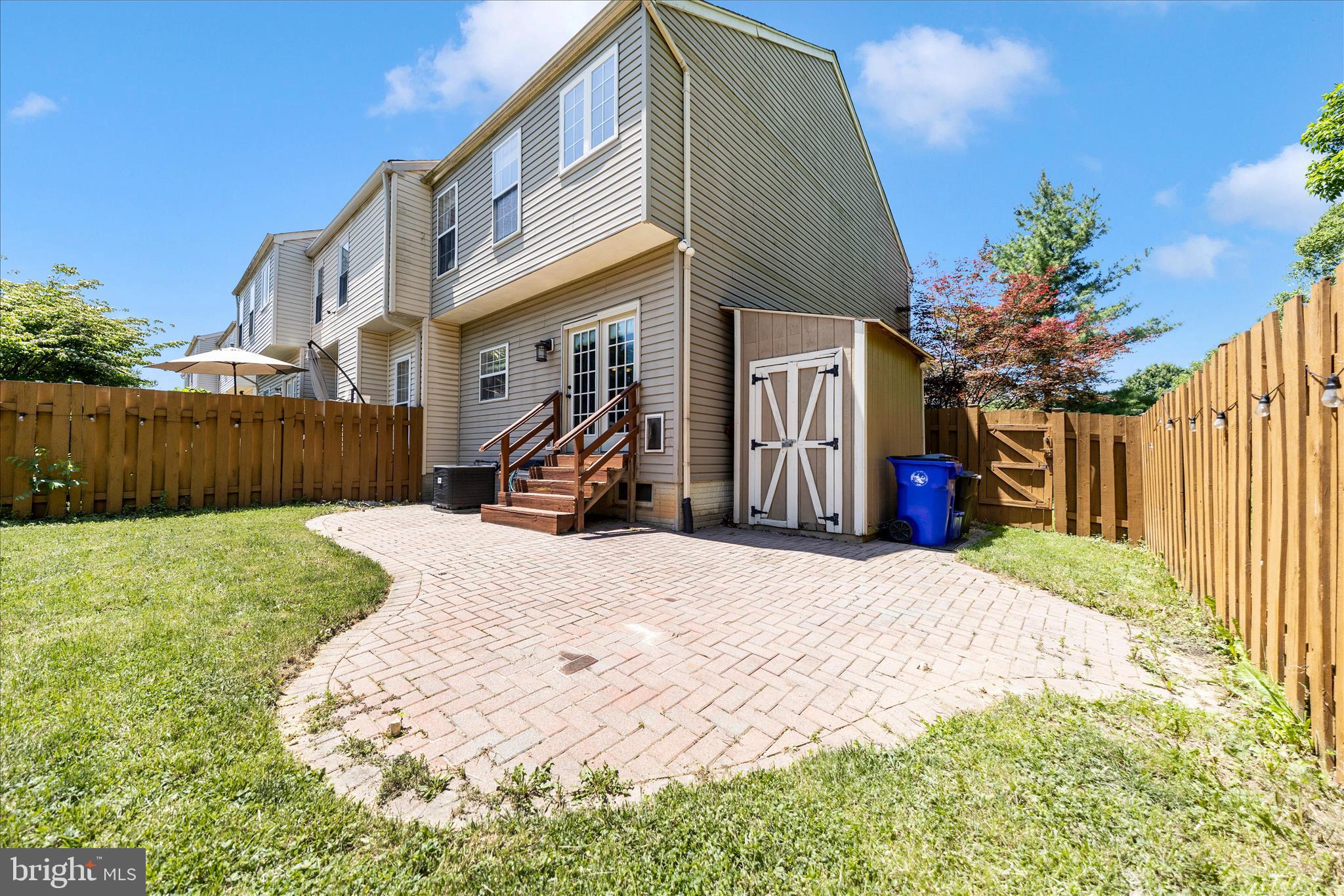 WILLOW BROOK - Residential