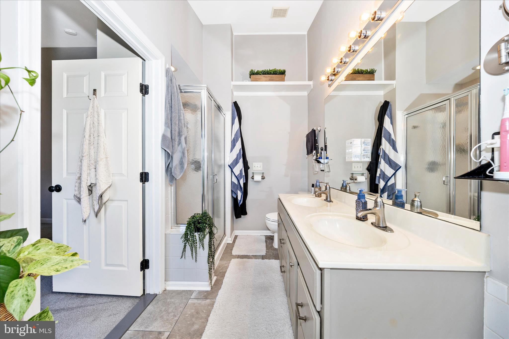 WILLOW BROOK - Residential
