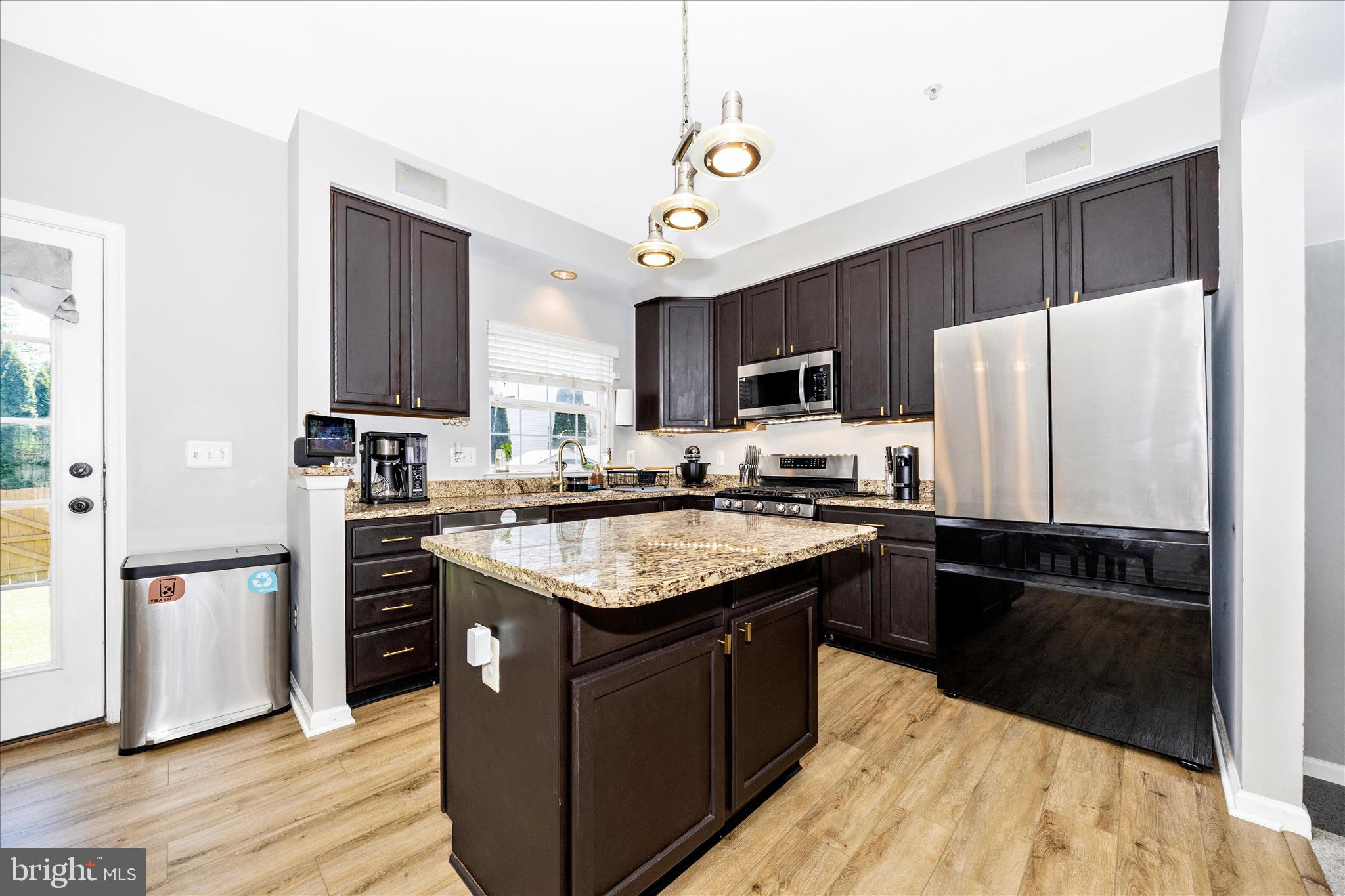 WILLOW BROOK - Residential