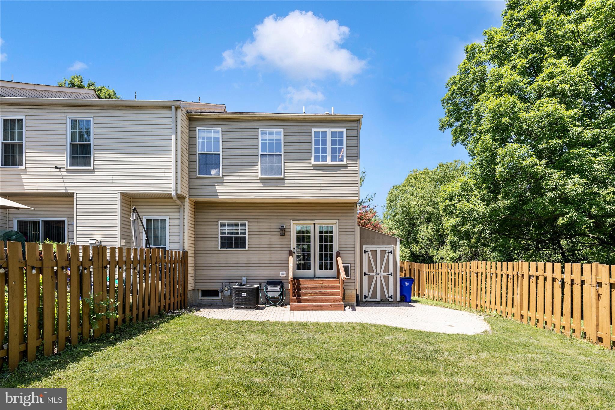 WILLOW BROOK - Residential