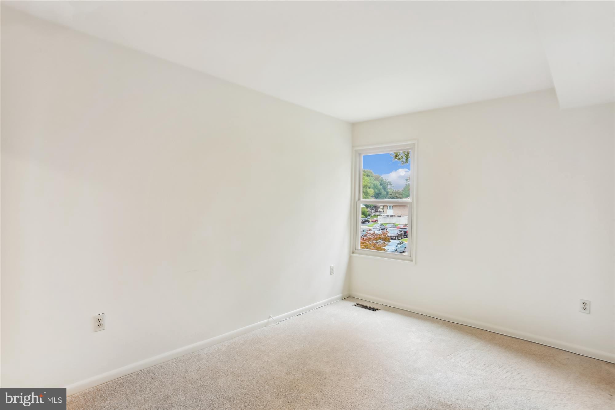 MONTGOMERY MUTUAL COOP - Residential