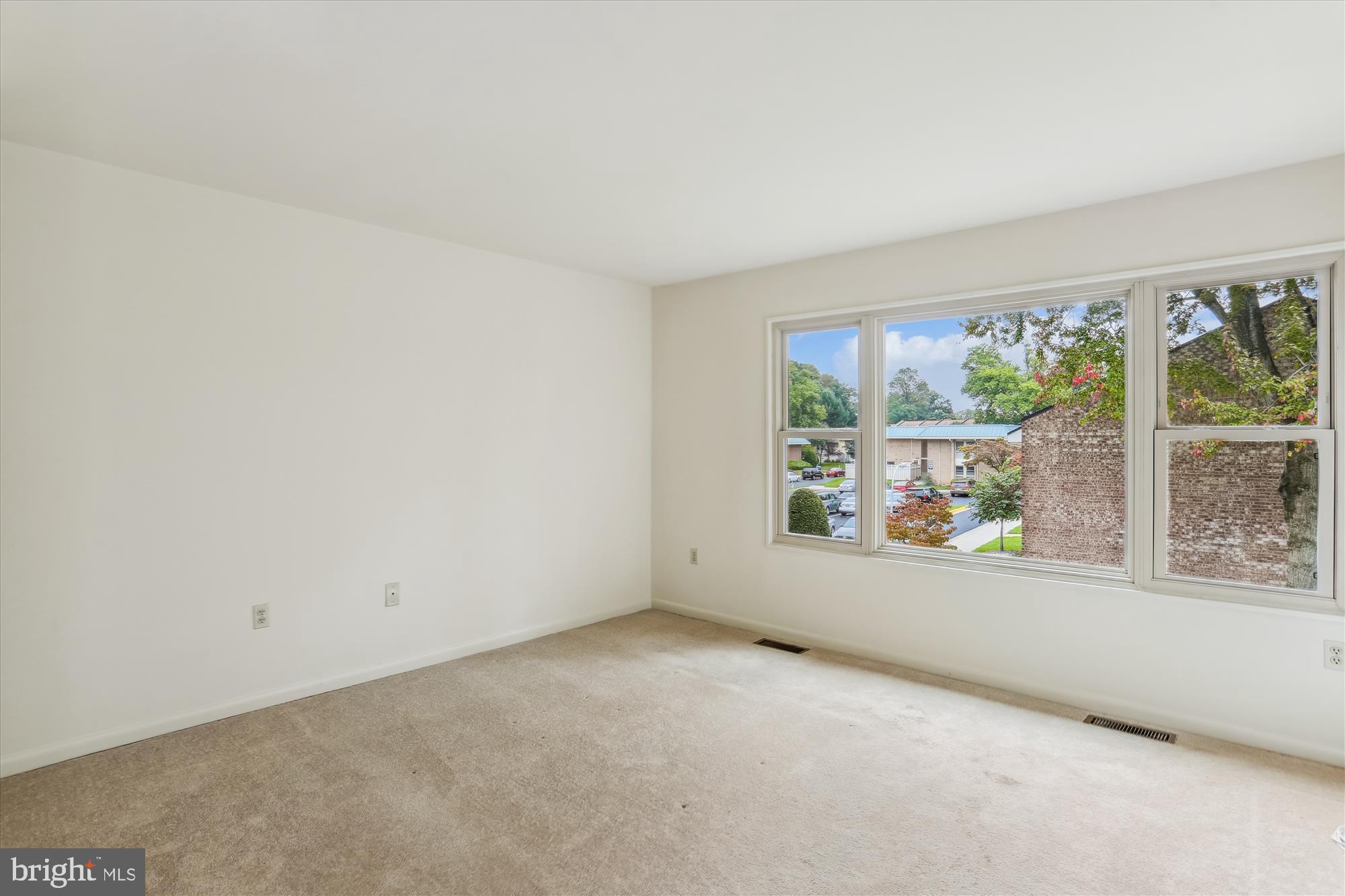 MONTGOMERY MUTUAL COOP - Residential