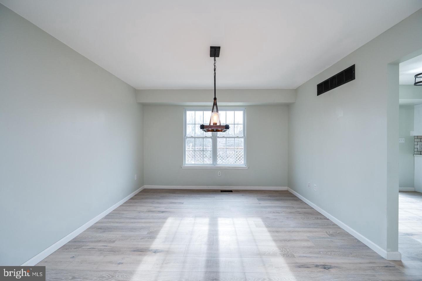 SUMMIT VIEW - Residential