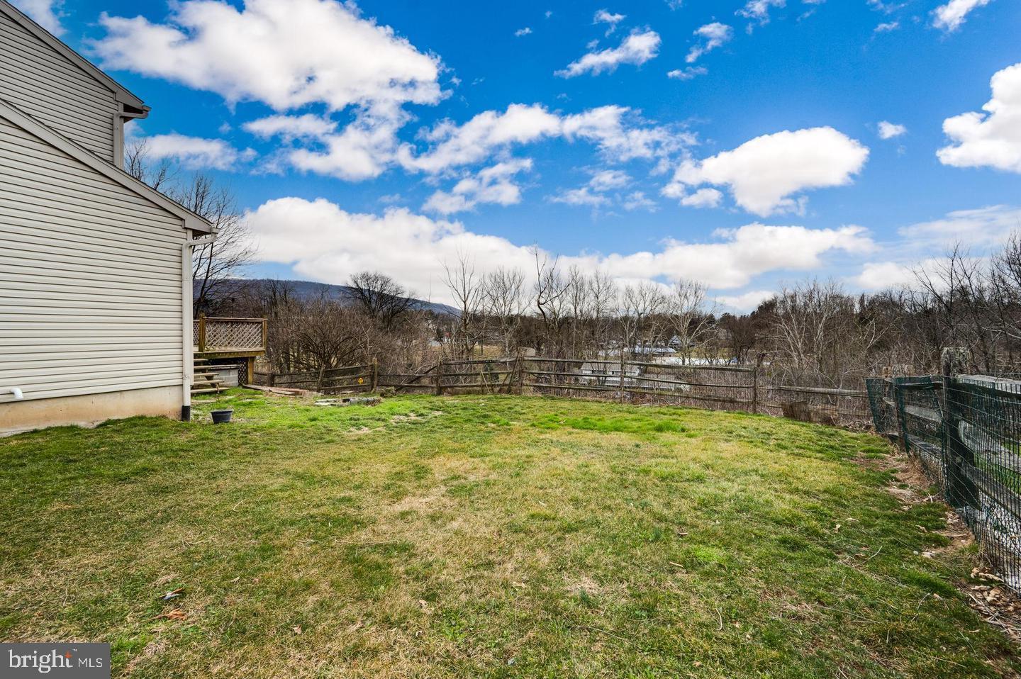 SUMMIT VIEW - Residential