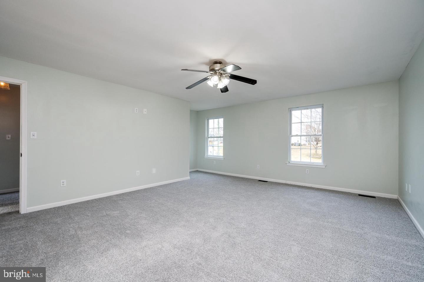 SUMMIT VIEW - Residential