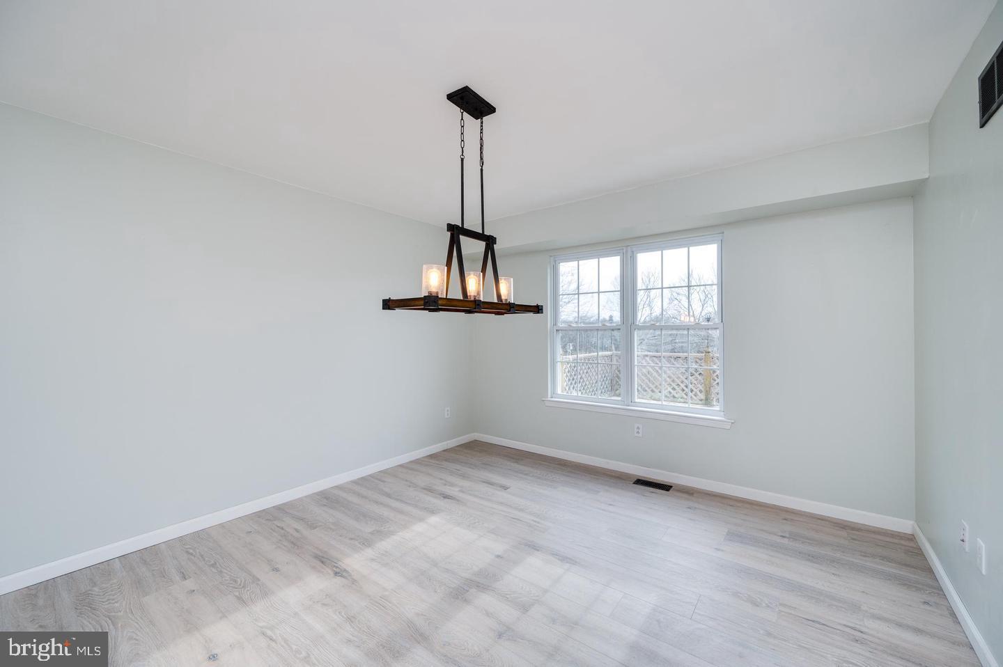 SUMMIT VIEW - Residential