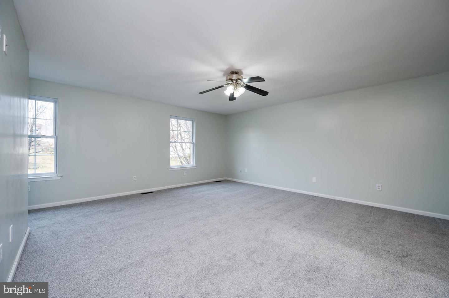 SUMMIT VIEW - Residential